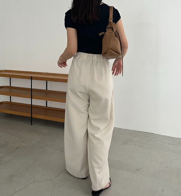  「【Tシャツが苦手な方にも◎】1ポイントボートネックTシャツ」|Tシャツ・カットソー|