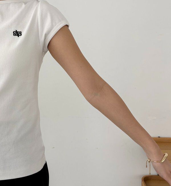  「【Tシャツが苦手な方にも◎】1ポイントボートネックTシャツ」|Tシャツ・カットソー|