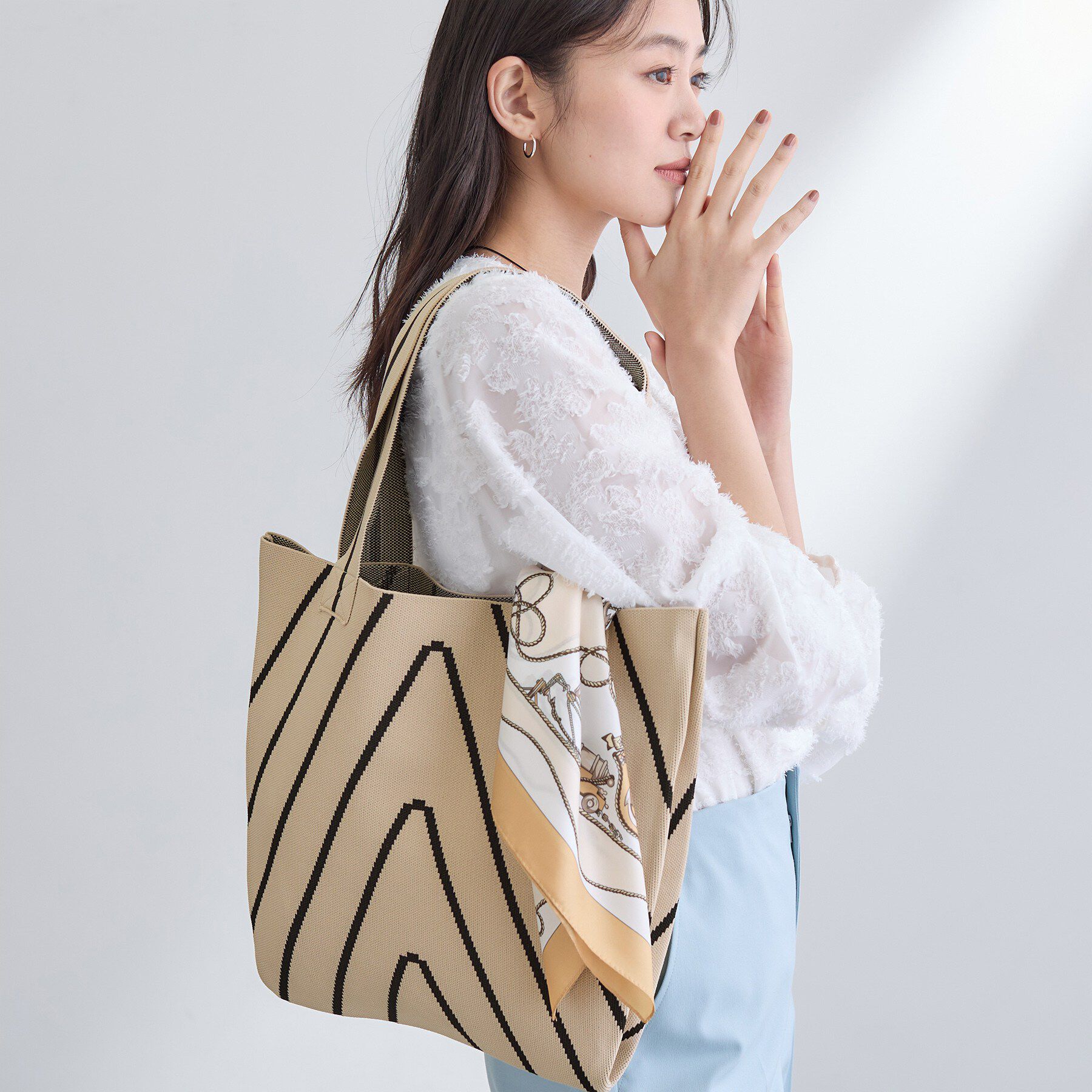 INDIVI「【WEB限定カラー／A4収納】柄ニットバッグ」|トートバッグ|ベージュ(552)