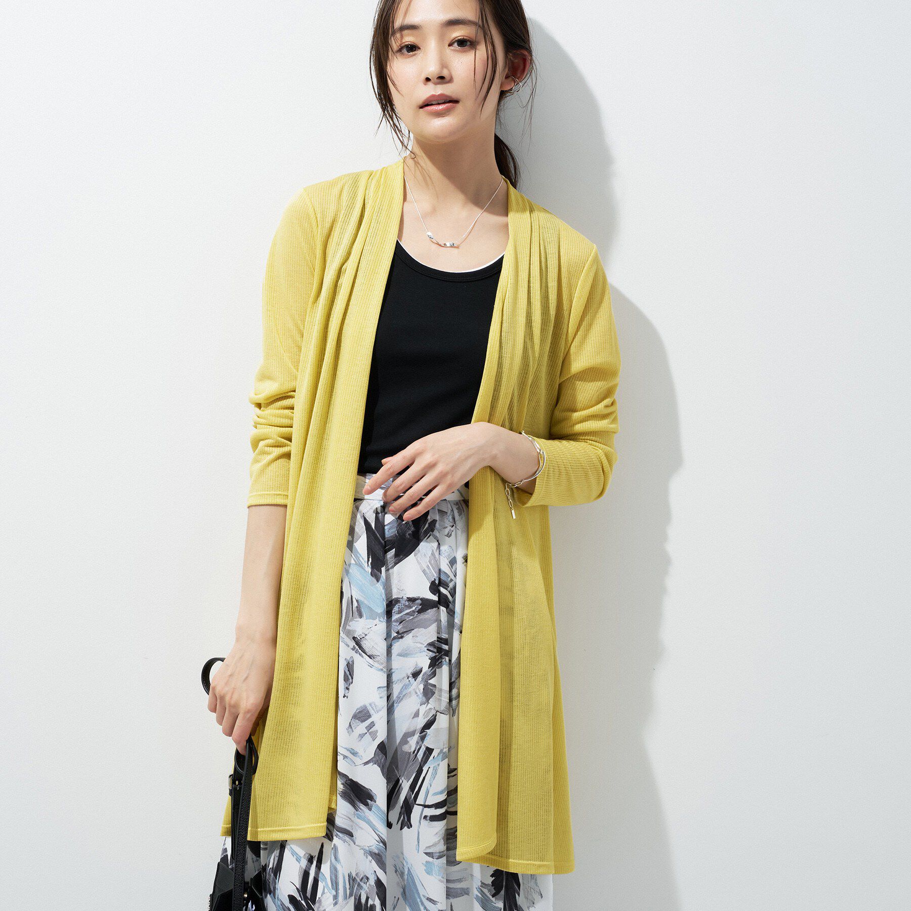 INDIVI「【洗える／アンサンブル可能】シアースストライプカーディガン」|カーディガン|イエロー(031)