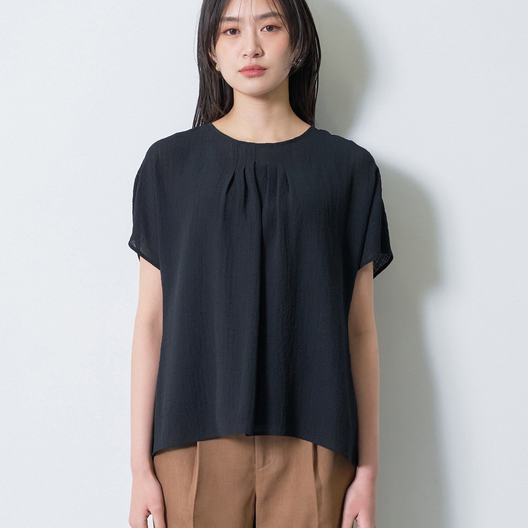 INDIVI「【洗える】無地＆チェーン柄 ギャザートップス」|シャツ・ブラウス|