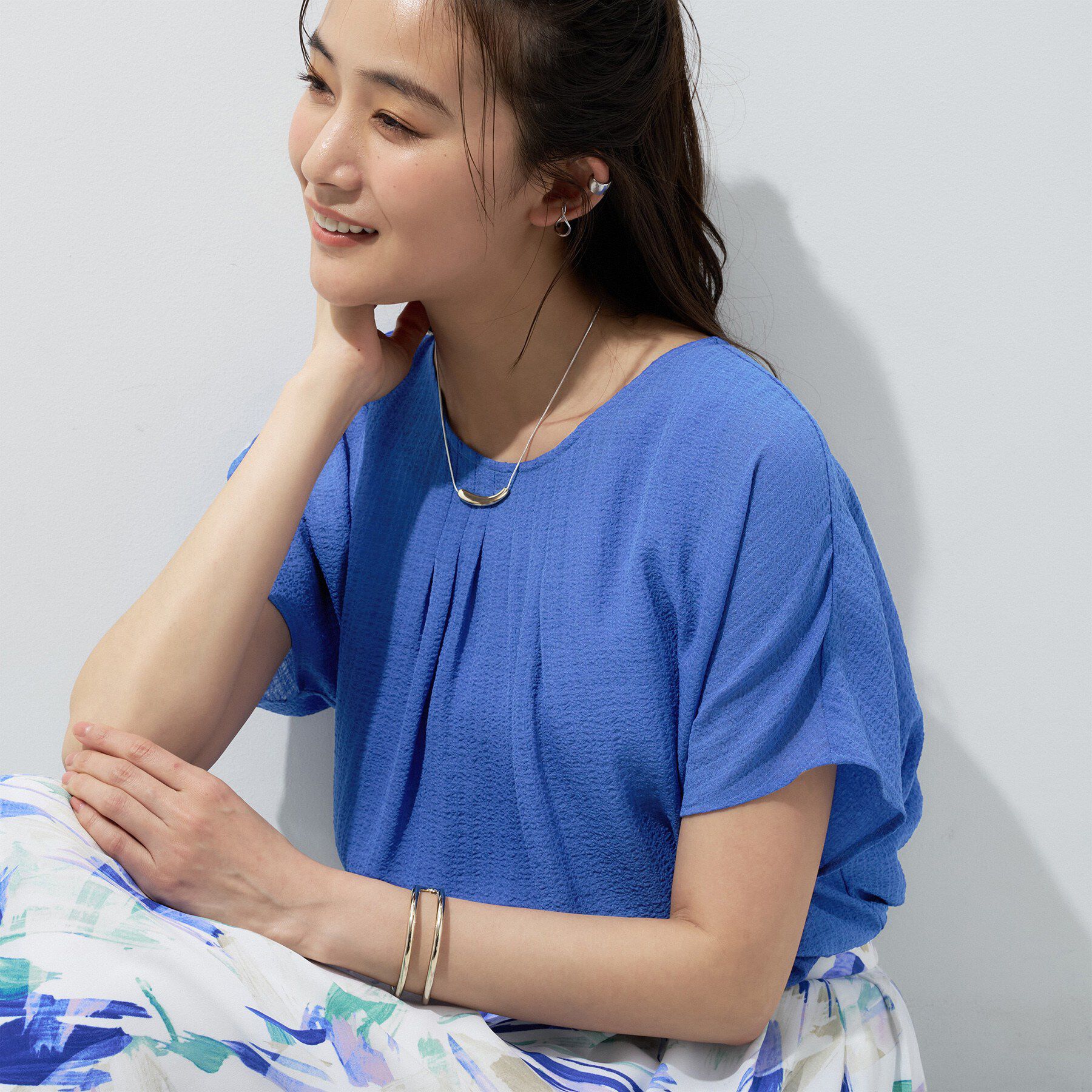 INDIVI「【洗える】無地＆チェーン柄 ギャザートップス」|シャツ・ブラウス|