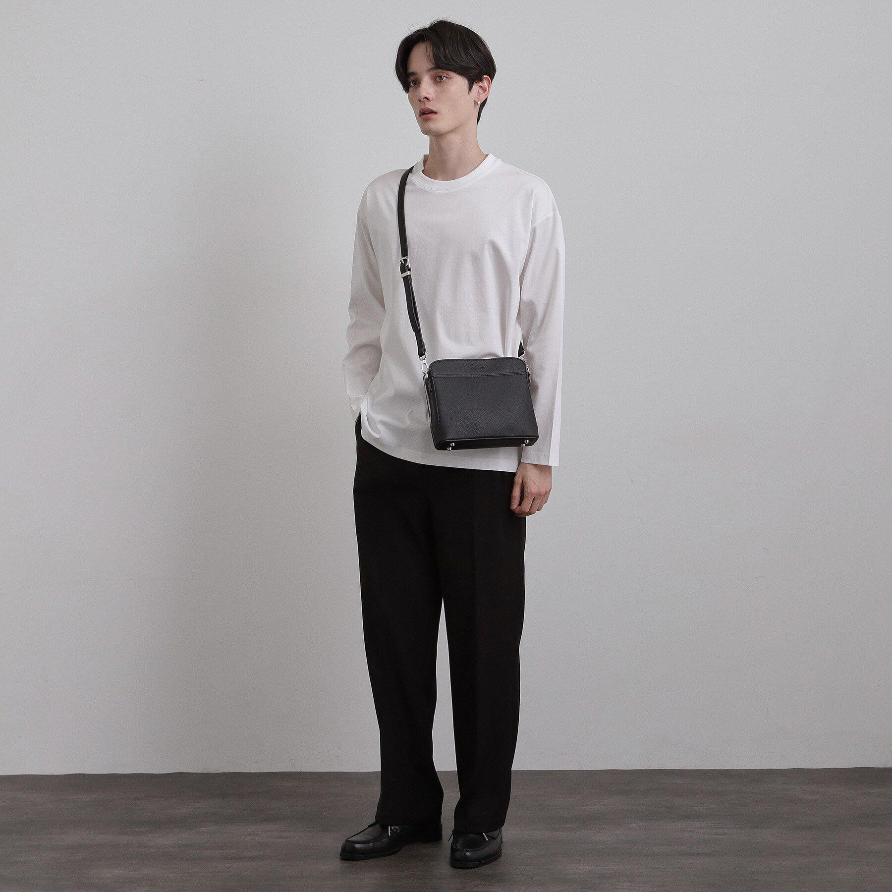 tk.TAKEO KIKUCHI「フラットショルダーバッグ」|ショルダー・メッセンジャー|