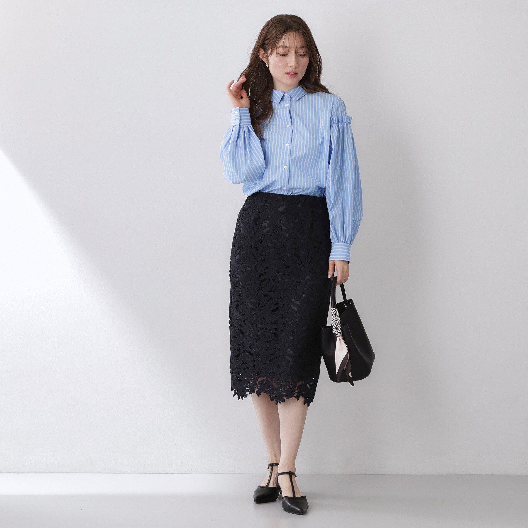 index「ボリュームスリーブブラウス【洗濯機OK】《5col》」|シャツ・ブラウス|