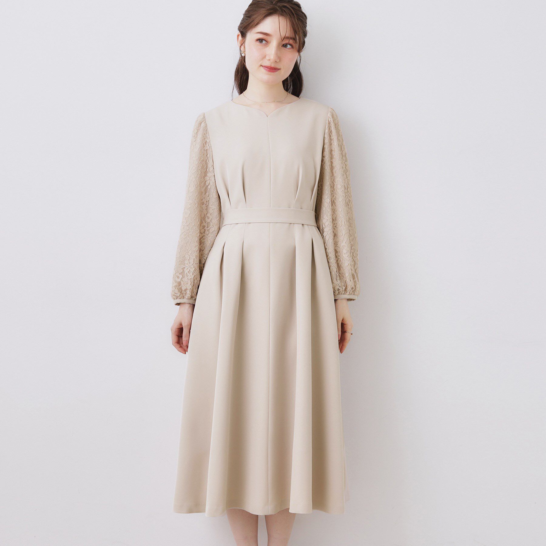 Couture broach「【ハレの日・通勤】レース袖タックフレアワンピース」|ワンピース|
