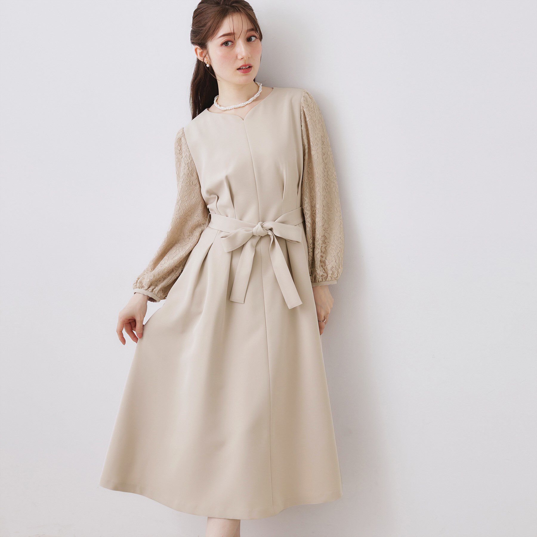 Couture broach「【ハレの日・通勤】レース袖タックフレアワンピース」|ワンピース|