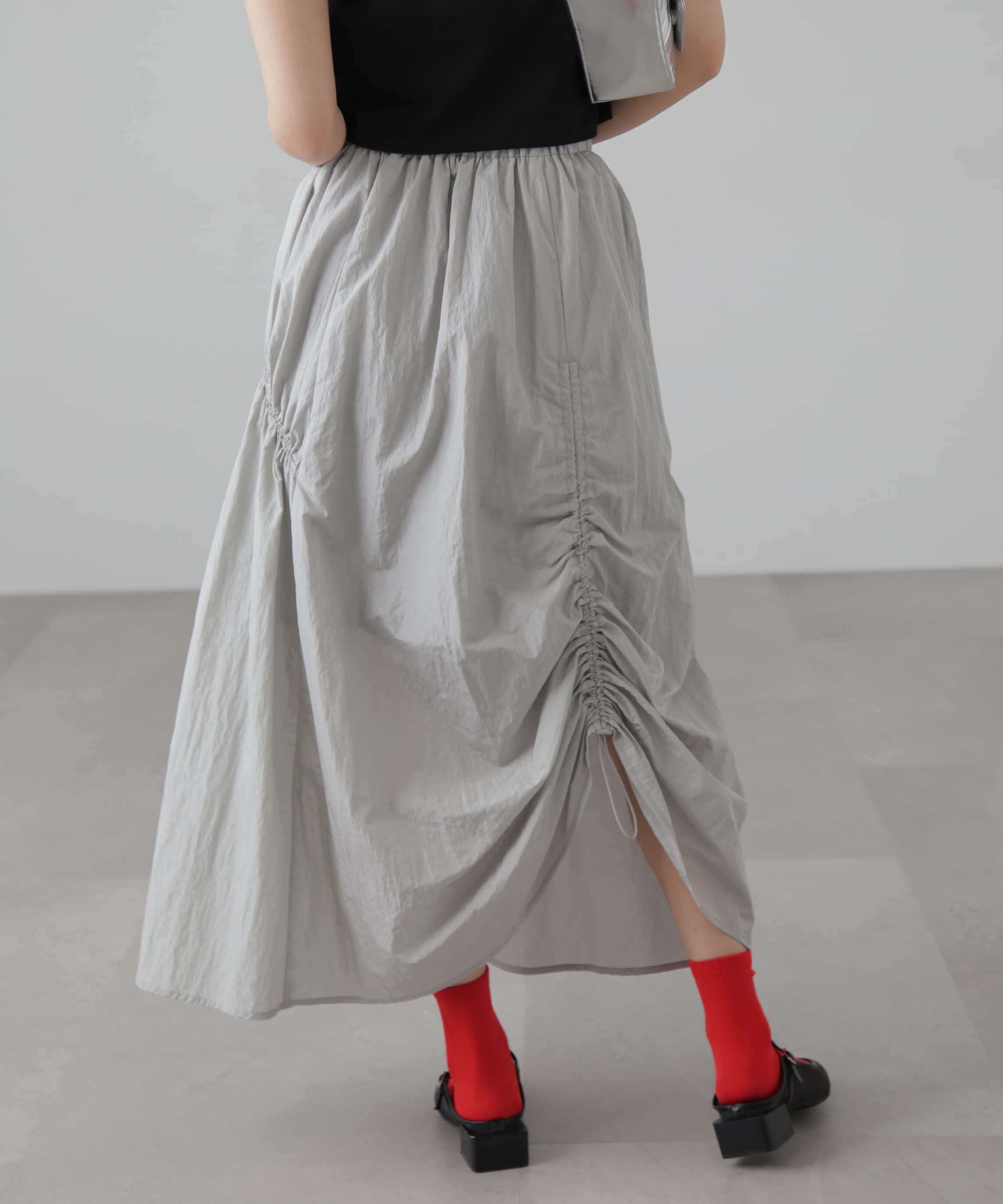  「ナイロンドロストシャーリングスカート」|スカート|
