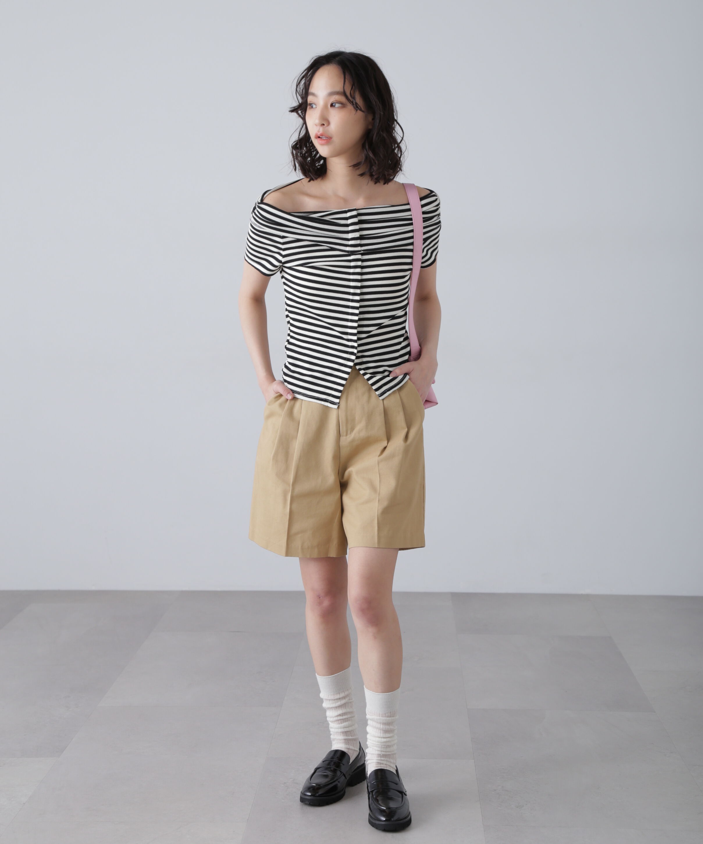  「オフショルフレンチスリーブ前スリットカットソー」|Tシャツ・カットソー|