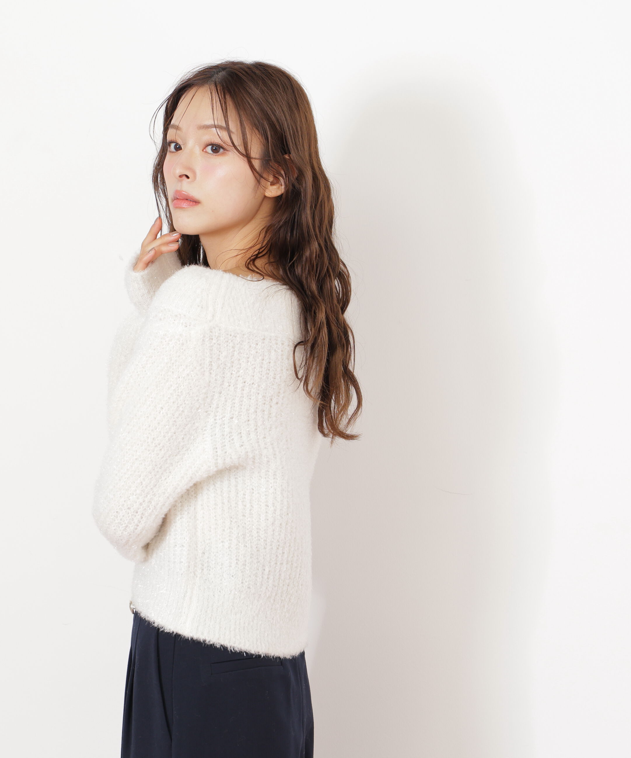  「フィルムラメオフショルニット」|ニット・セーター|