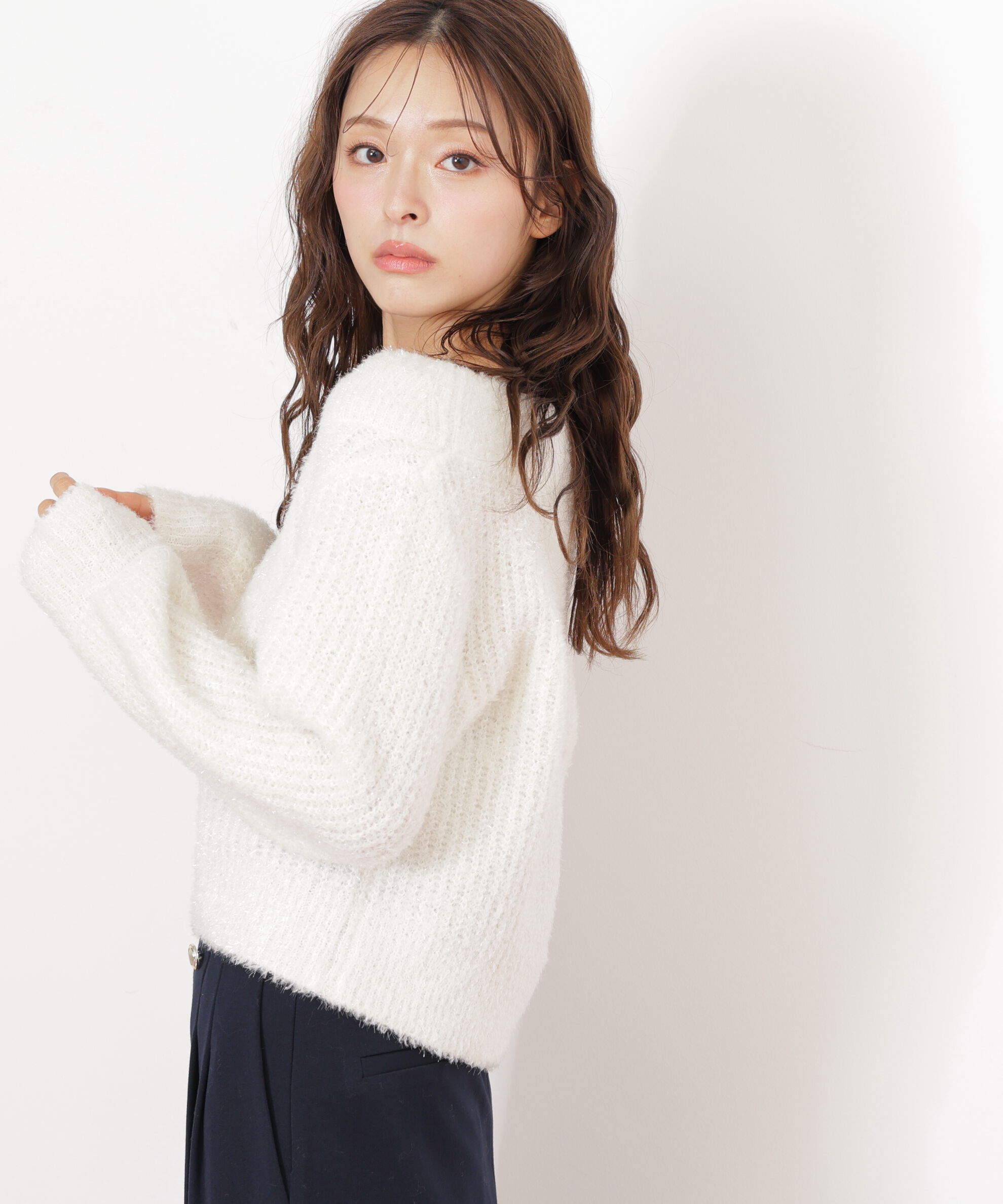  「フィルムラメオフショルニット」|ニット・セーター|