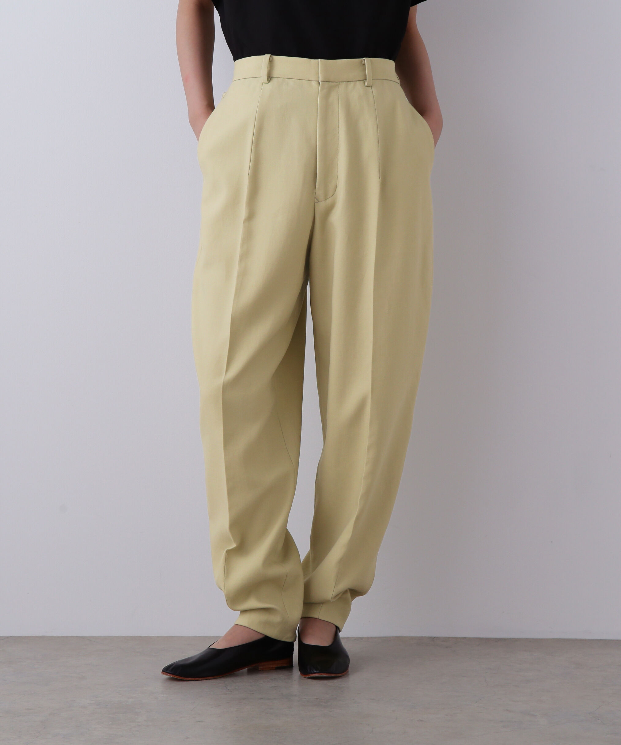YLEVE 「YLEVE / 100/2 GV TWILL DOUBLE WEAVE CURVED TROUSERS」|その他|