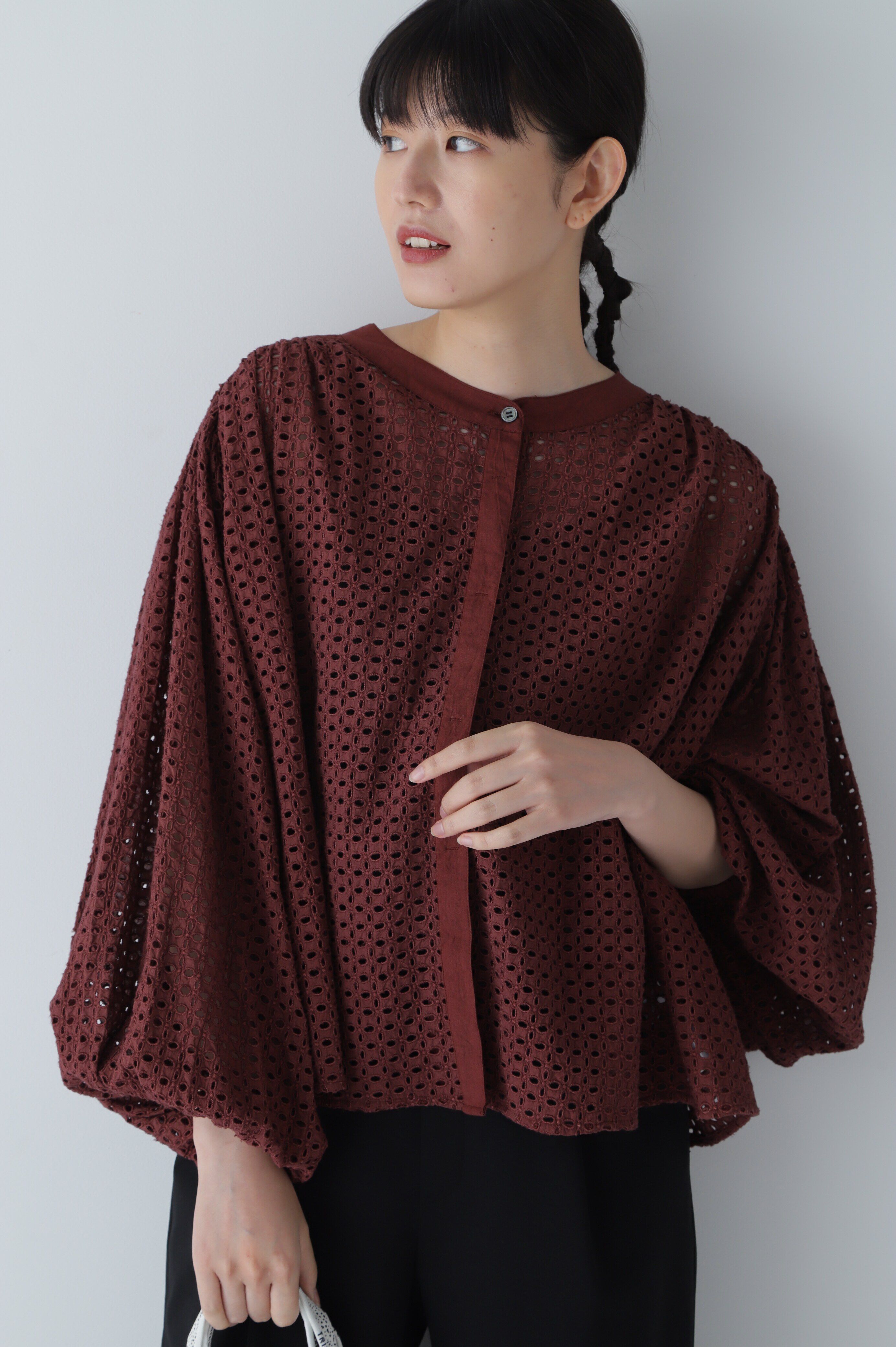  「◆ボリュームスリーブカットワークブラウス」|シャツ・ブラウス|ブラウン