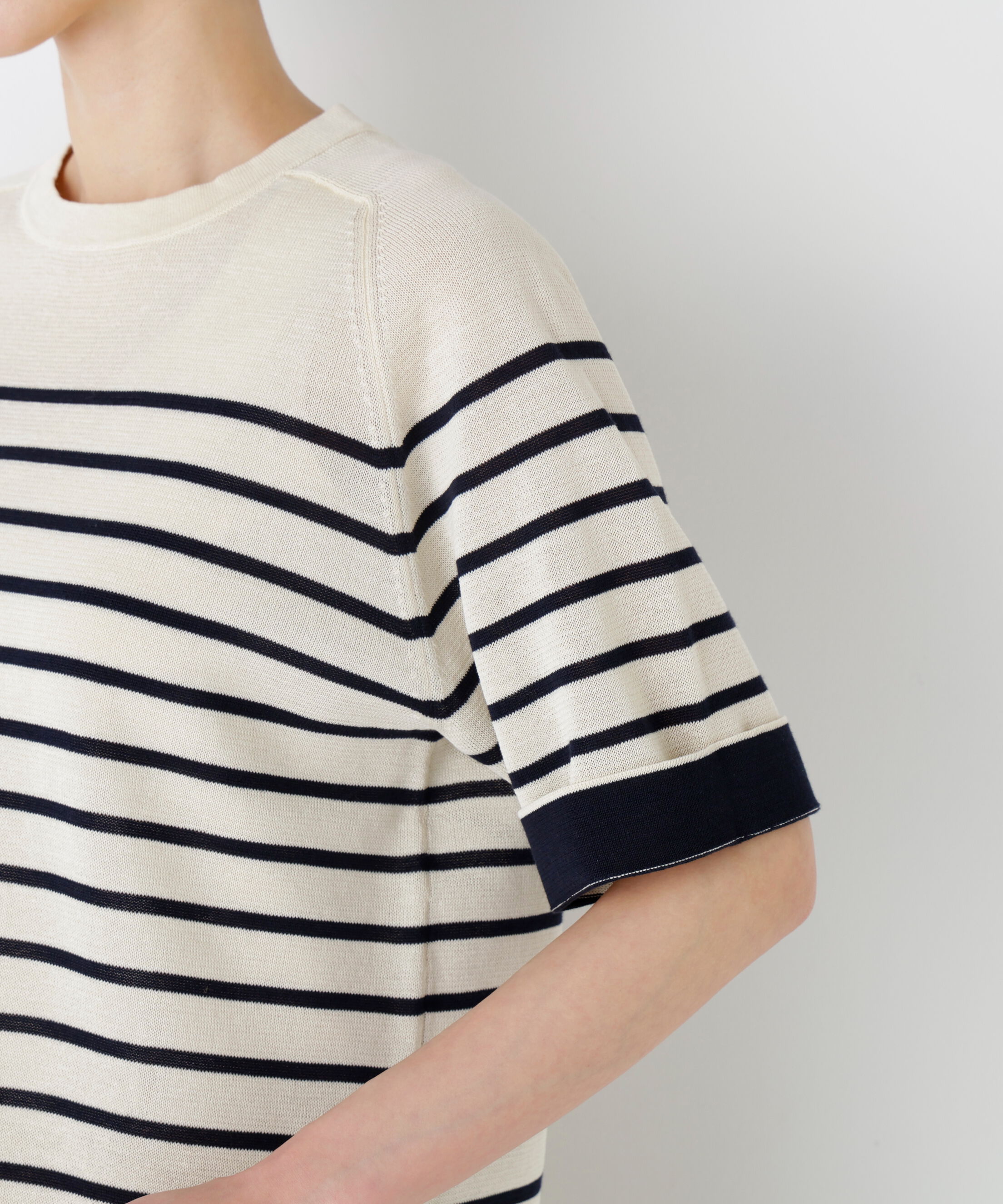  「ハイゲージギマ　クルーネックラグランプルオーバー」|ニット・セーター|