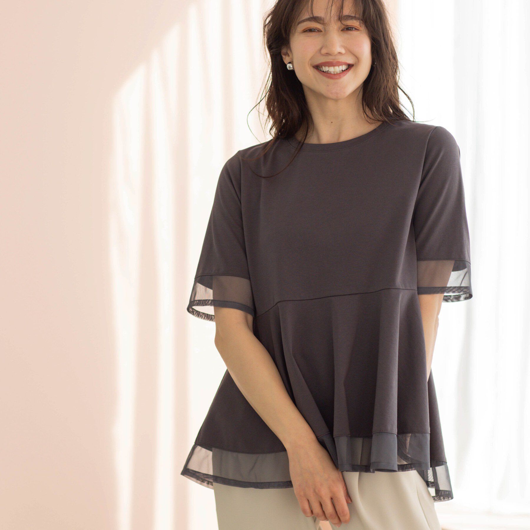 SHOO･LA･RUE「チュールレイヤードペプラムＴシャツ」|Tシャツ・カットソー|チャコールグレー(0