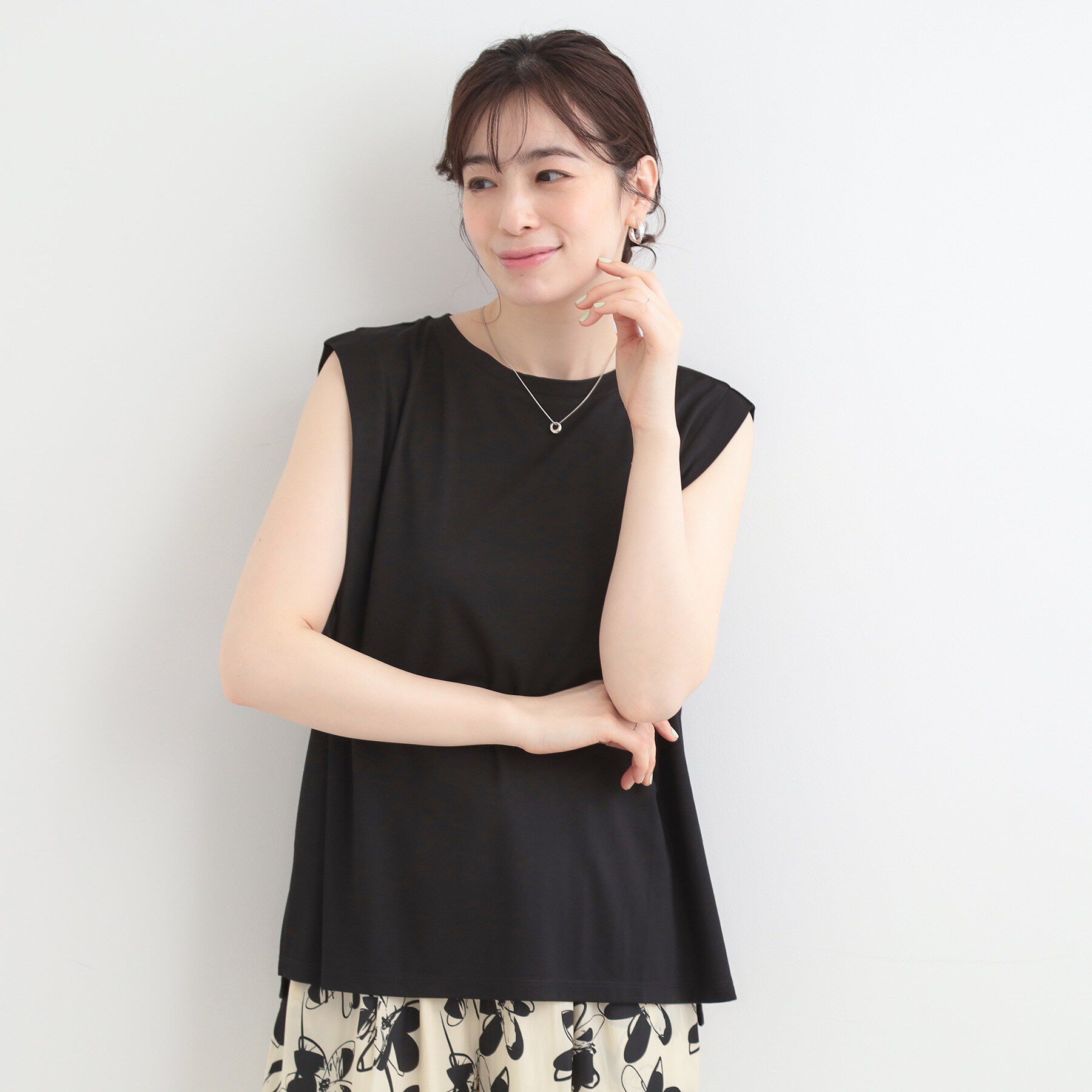 SHOO･LA･RUE「【UVカット/接触冷感】とろみタックノースリーブトップス」|Tシャツ・カットソー|