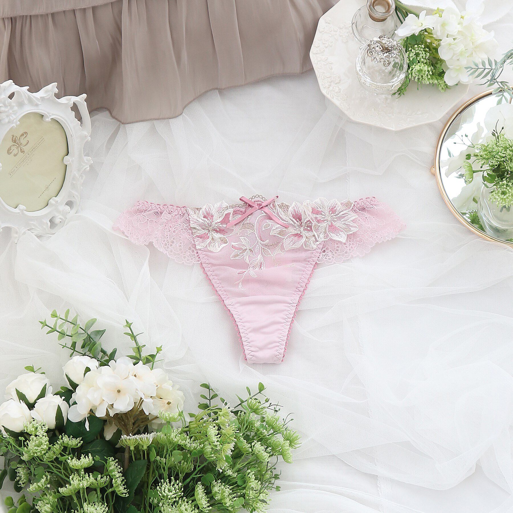 Risa Magli「フュシア Tバックショーツ」|インナー|ピンク(070)