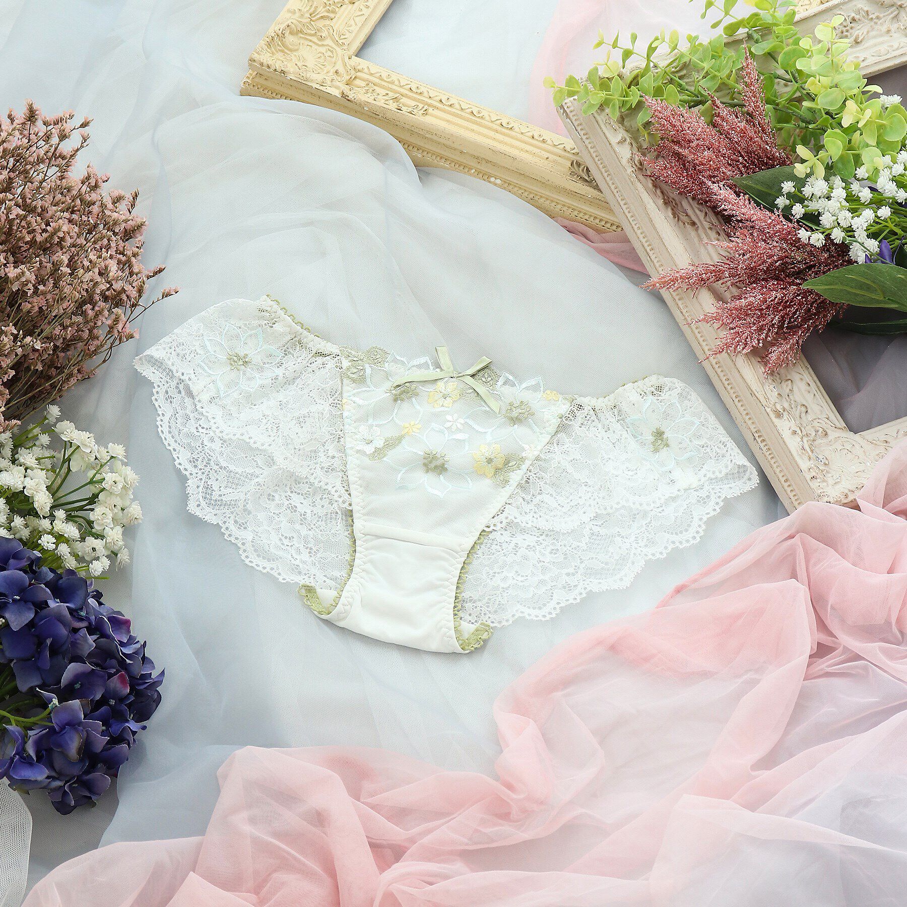 Risa Magli「カモミーユ レースショーツ」|インナー|グリーン(022)