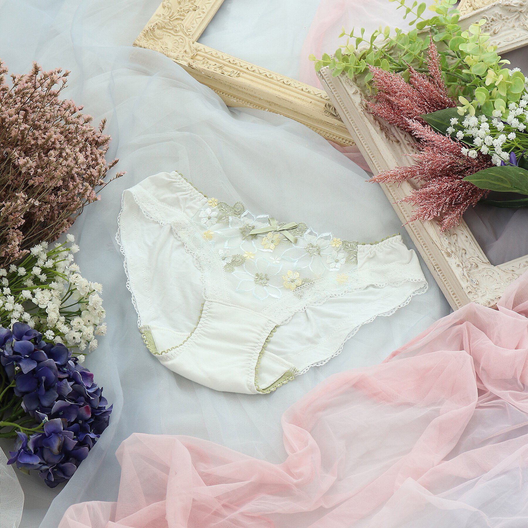 Risa Magli「カモミーユ サニタリーショーツ」|インナー|グリーン(022)