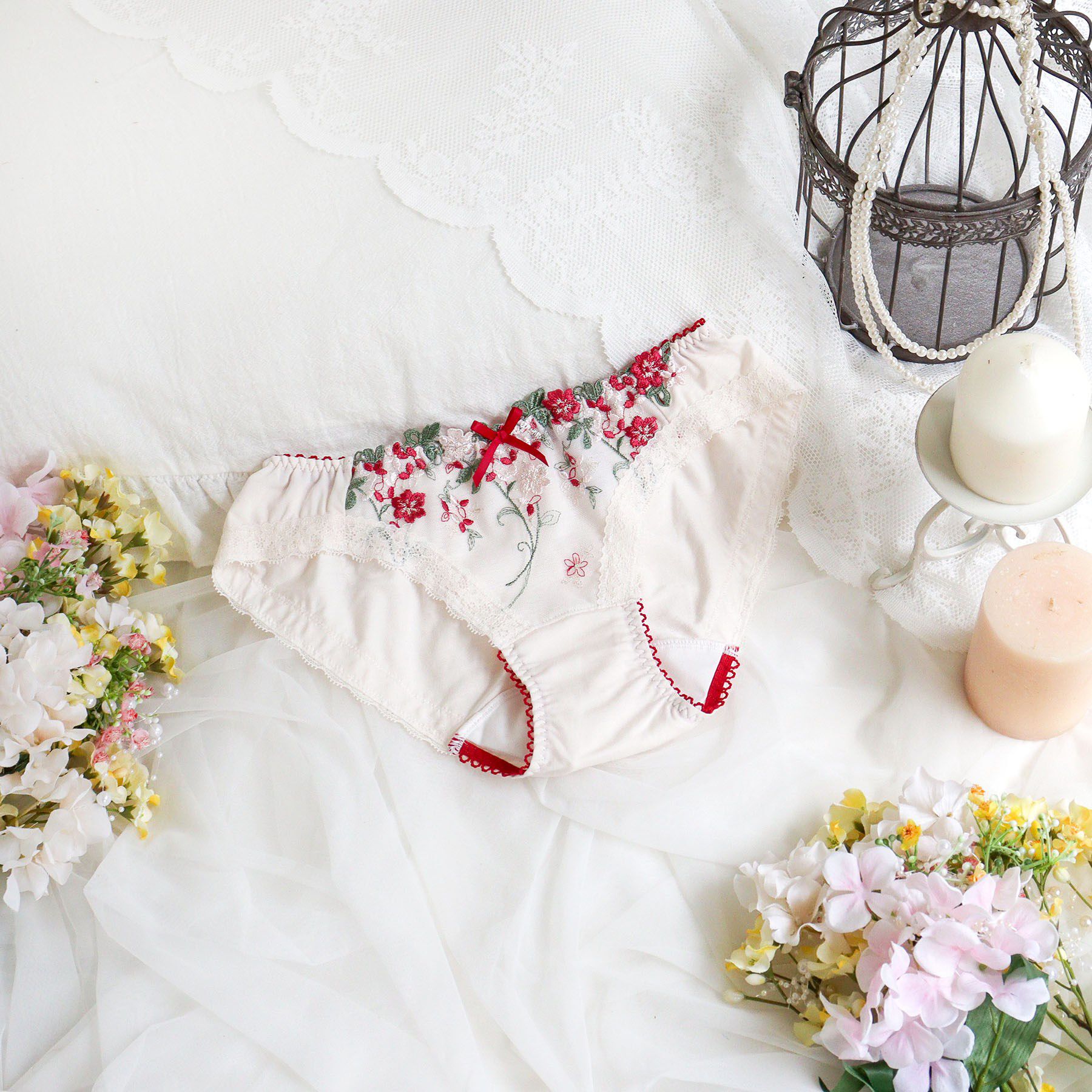 Risa Magli「ナヨン サニタリーショーツ」|インナー|レッド(061)