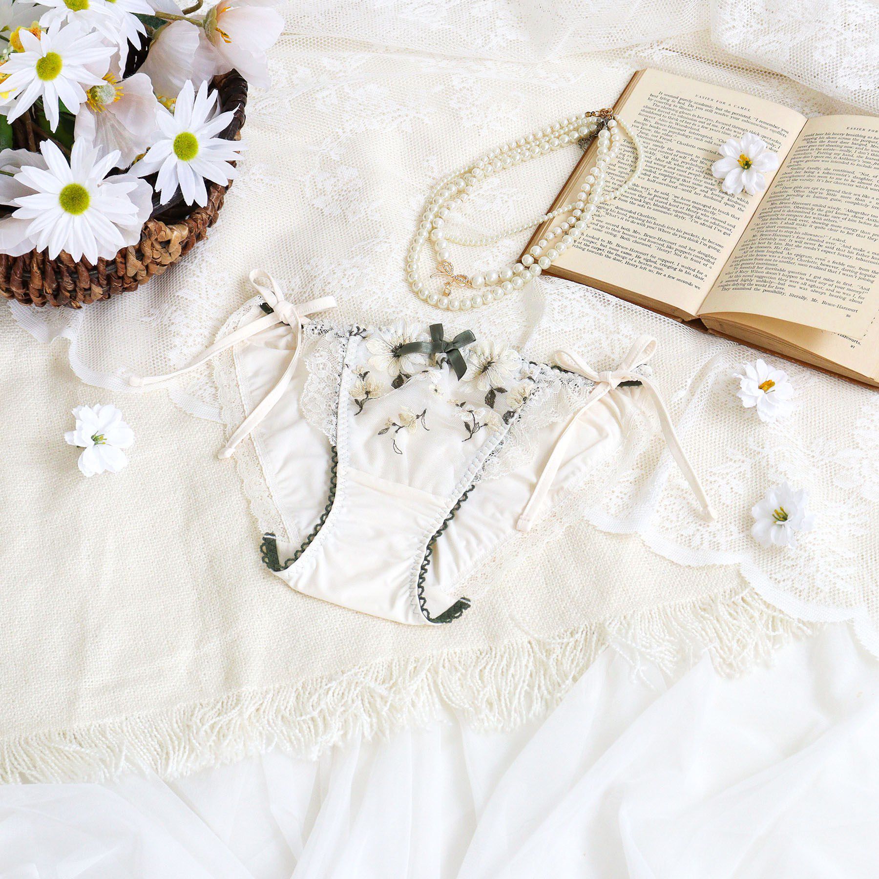 Risa Magli「アルマ リボンショーツ」|インナー|アイボリー(004)