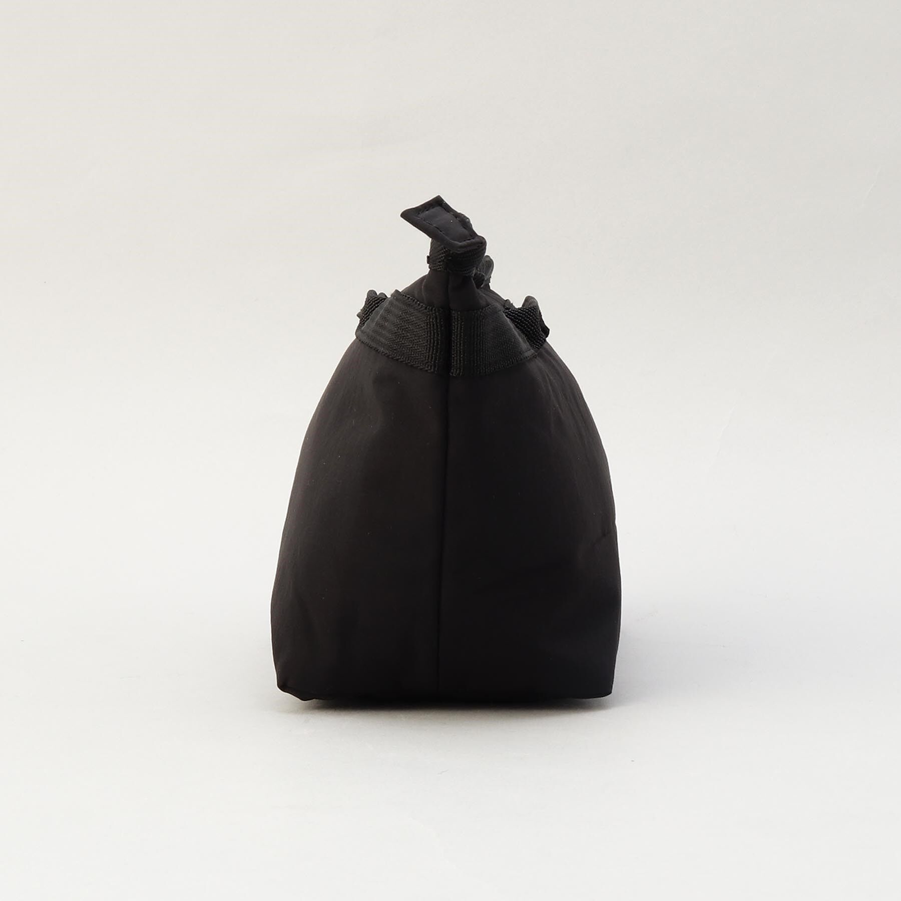 212 KITCHEN STORE「ステイプルユニ 保冷ポーチ BK」|食器・キッチングッズ|