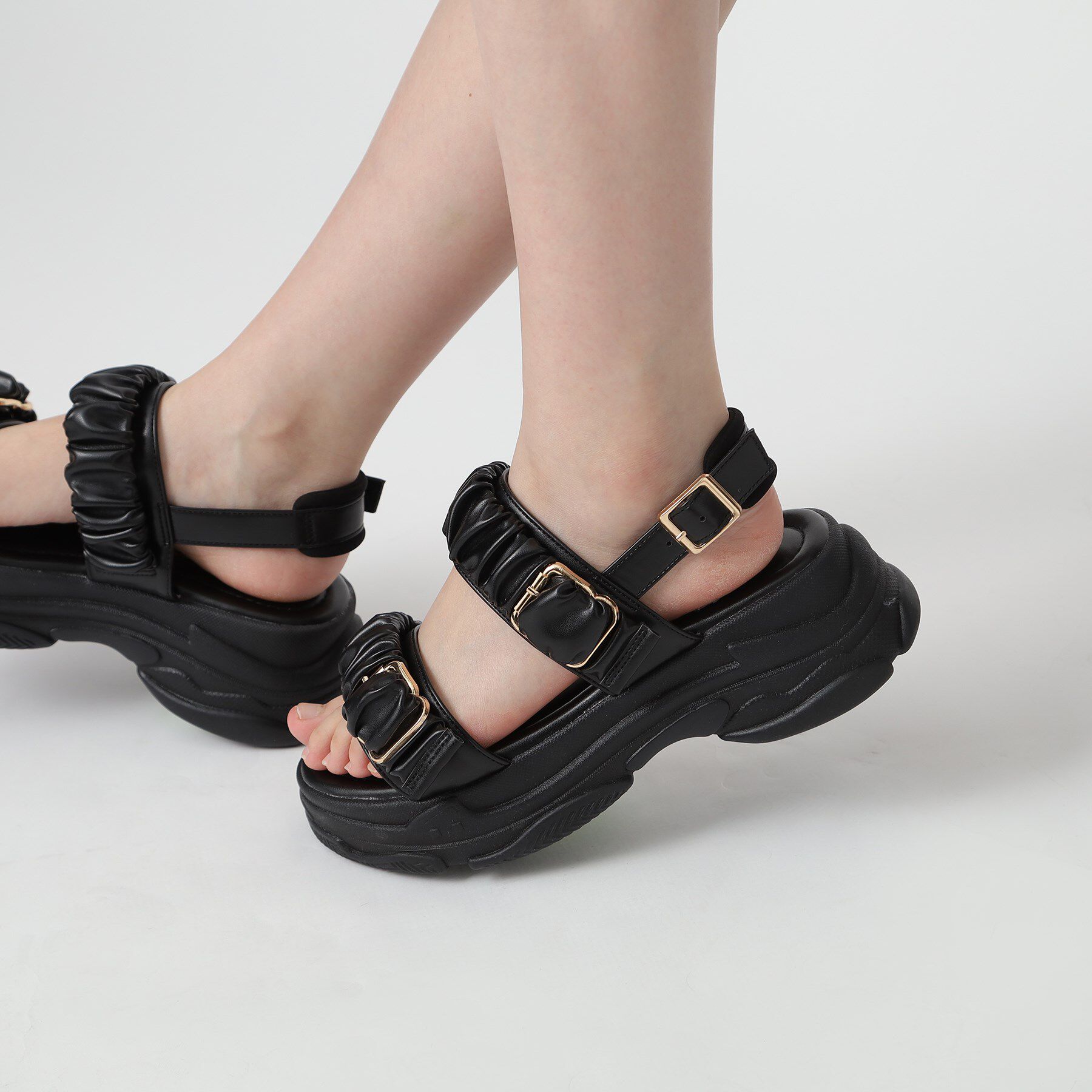 csT&P「厚底クシュクシュベルトスポサン」|サンダル|