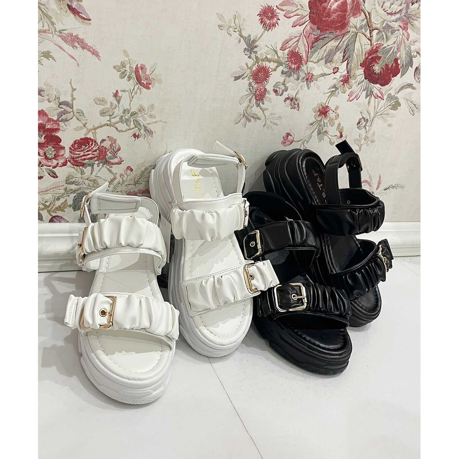 csT&P「厚底クシュクシュベルトスポサン」|サンダル|