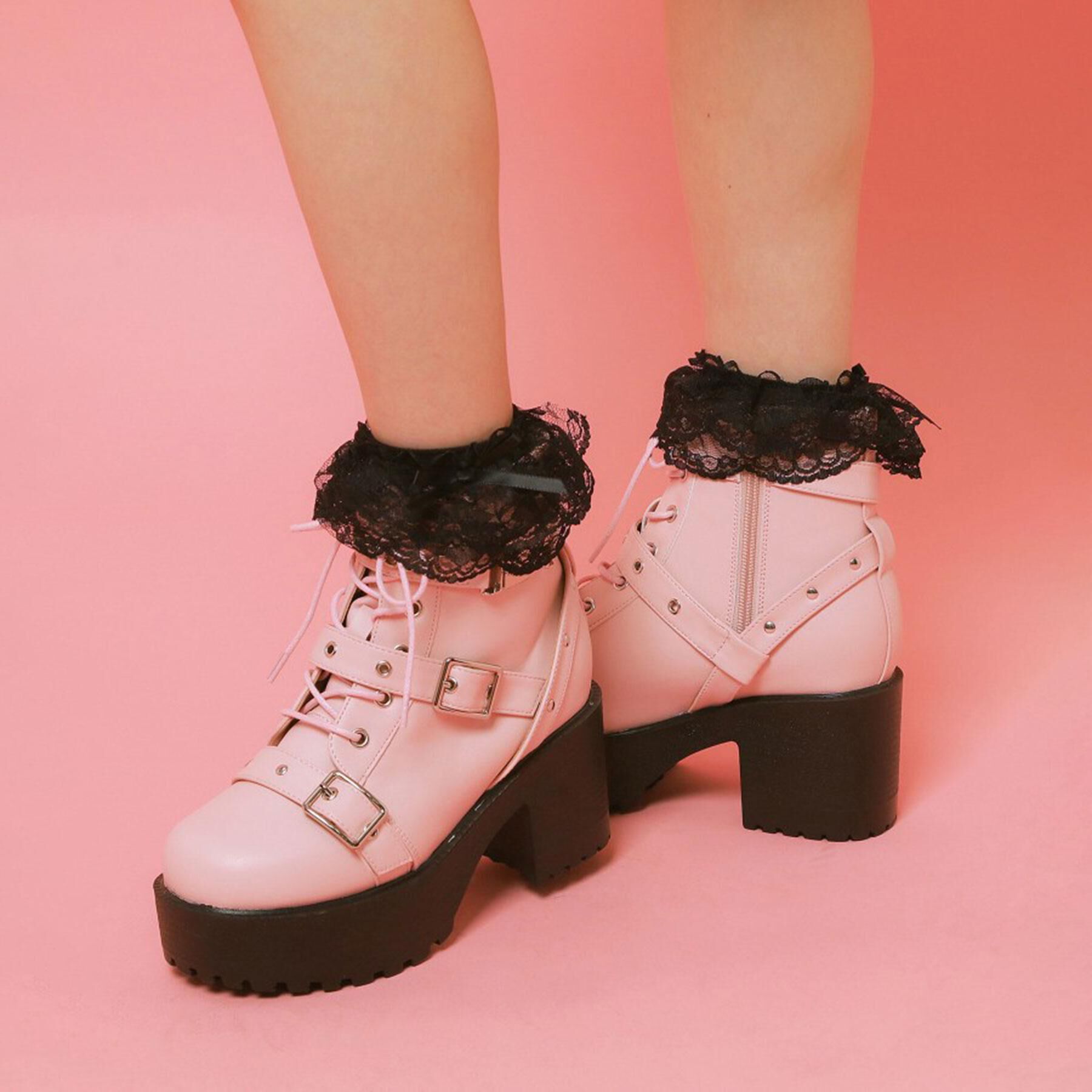 csT&P「厚底ベルト付きブーツ」|ショートブーツ|