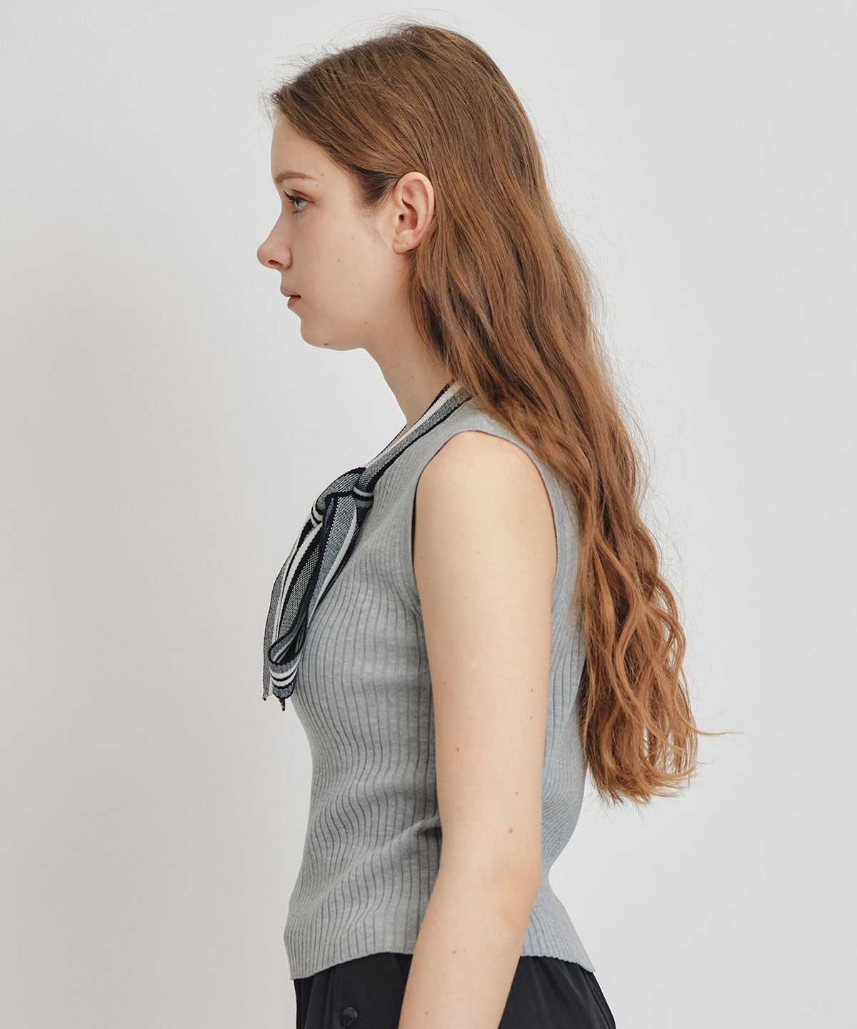 REDYAZEL「ストライプリボンタイリブニットノースリーブ」|ニット・セーター|