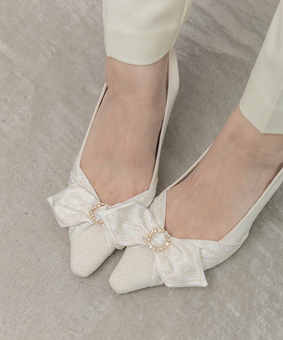  「モノグラムスカーフバックストラップパンプス」|パンプス|