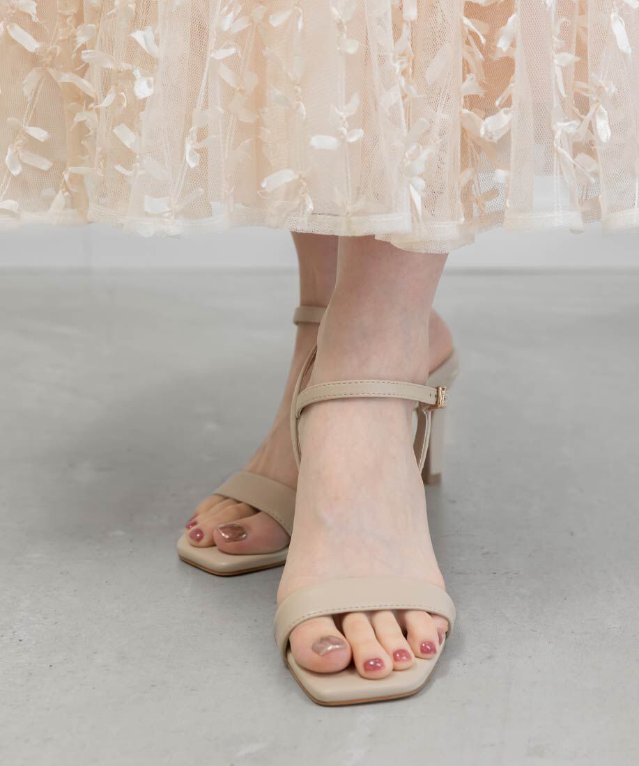  「メタリックラインストラップサンダル」|サンダル|