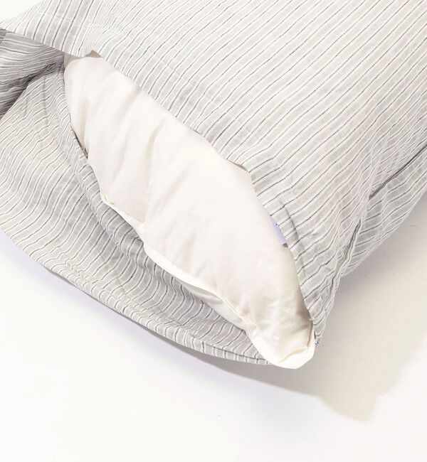 TOMORROWLAND HOME「ストライプリネン クッションカバー（65cm &times; 65cm）」|クッション・クッションカバー|