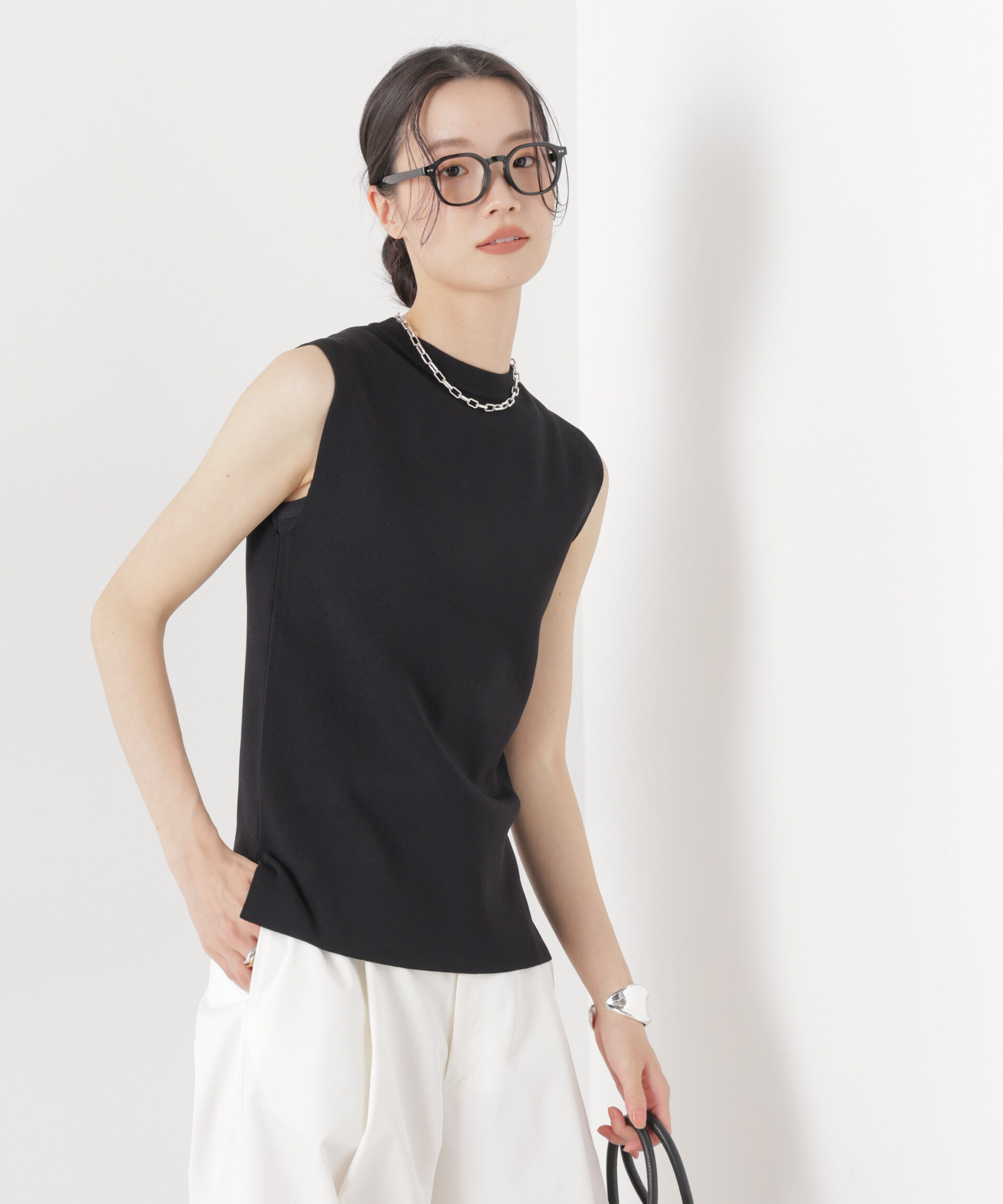 nano･universe「洗濯機洗い可UVカット接触冷感ノースリーブニット」|ニット・セーター|