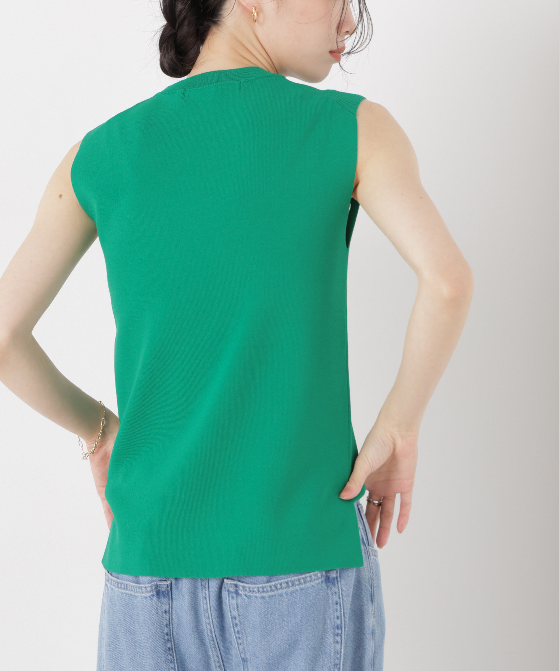 nano･universe「洗濯機洗い可UVカット接触冷感ノースリーブニット」|ニット・セーター|