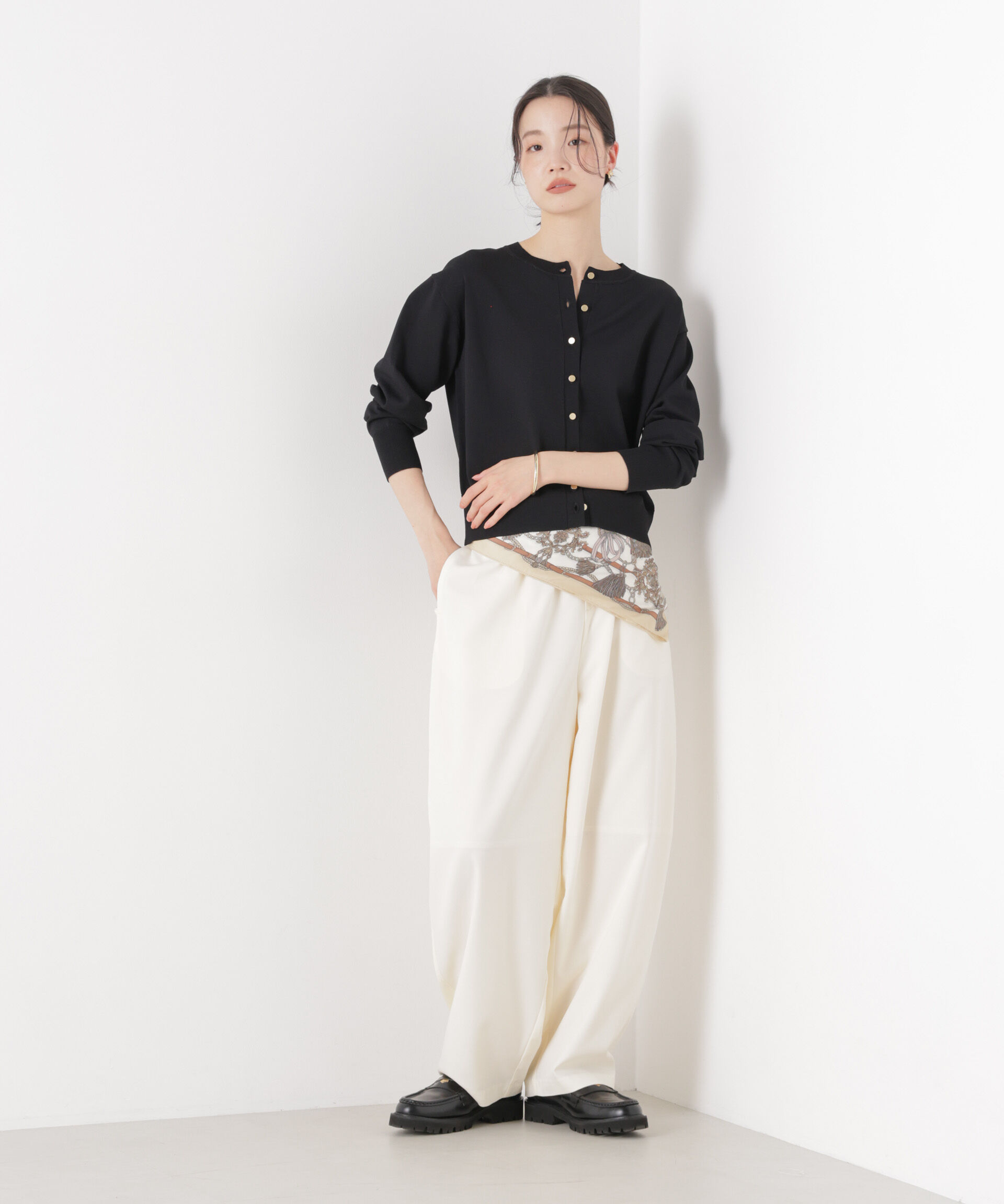 nano･universe「洗濯機洗い可UVカット接触冷感金ボタンクルーカーディガン」|ニット・セーター|