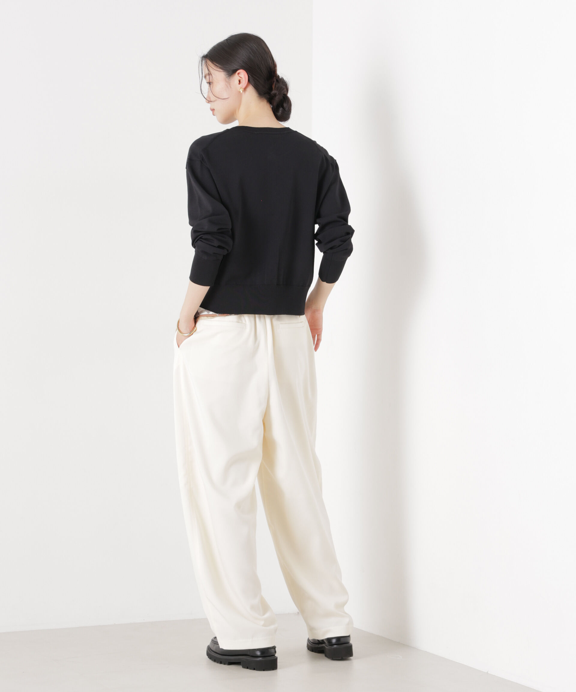 nano･universe「洗濯機洗い可UVカット接触冷感金ボタンクルーカーディガン」|ニット・セーター|