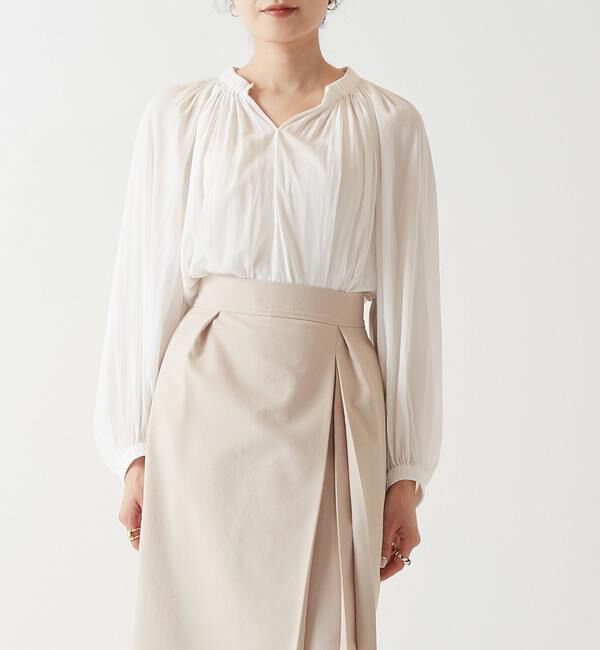 Liesse「ギャザーネックブラウス」|シャツ・ブラウス|ホワイト