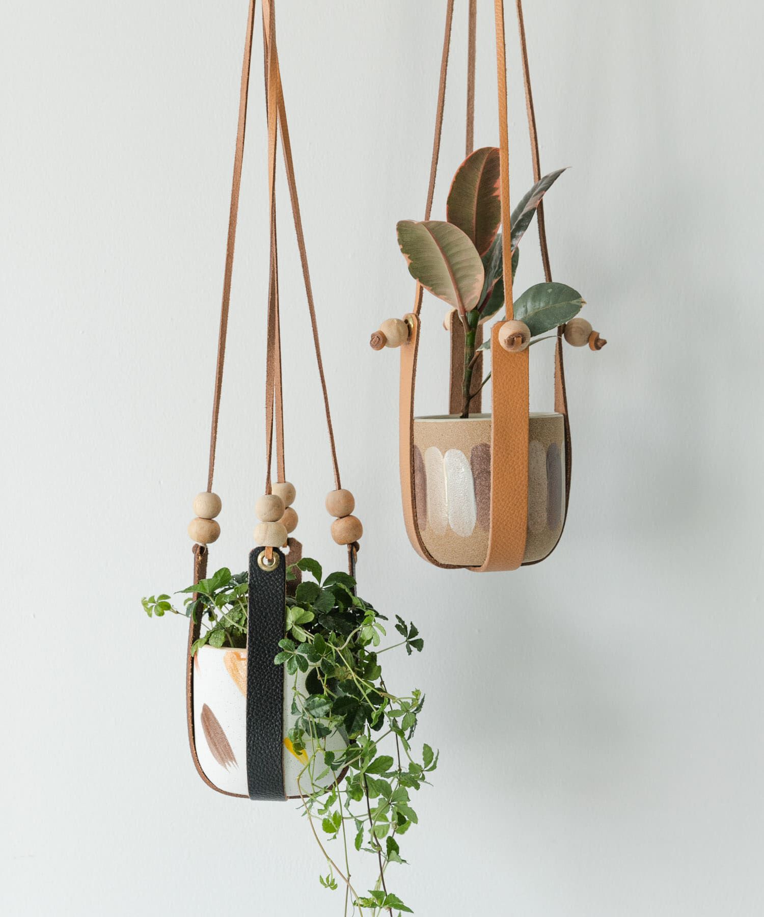 URBAN RESEARCH DOORS「FARM　レザーマクラメハンガー WB」|フィギュア・ホビー|