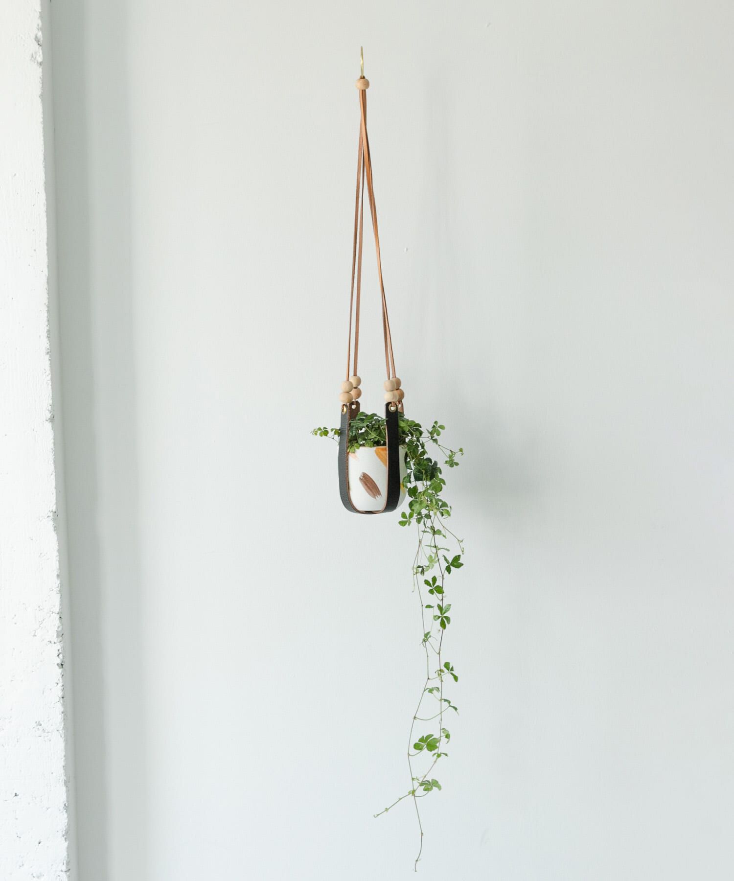 URBAN RESEARCH DOORS「FARM　レザーマクラメハンガー WB」|フィギュア・ホビー|