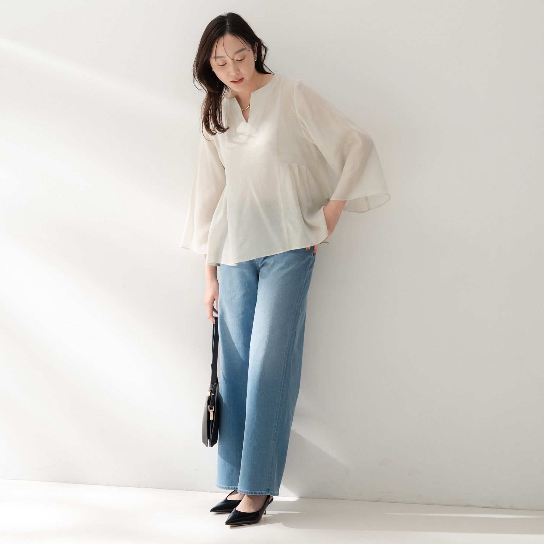 UNTITLED「ドライタッチキーネックブラウス」|シャツ・ブラウス|