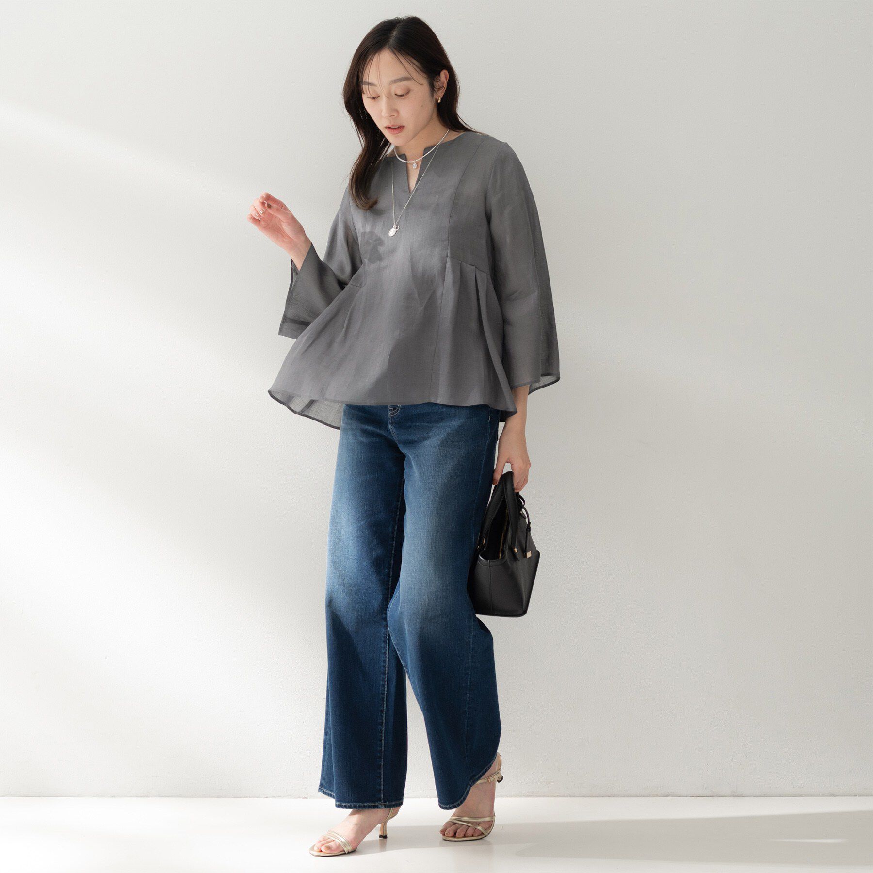 UNTITLED「ドライタッチキーネックブラウス」|シャツ・ブラウス|