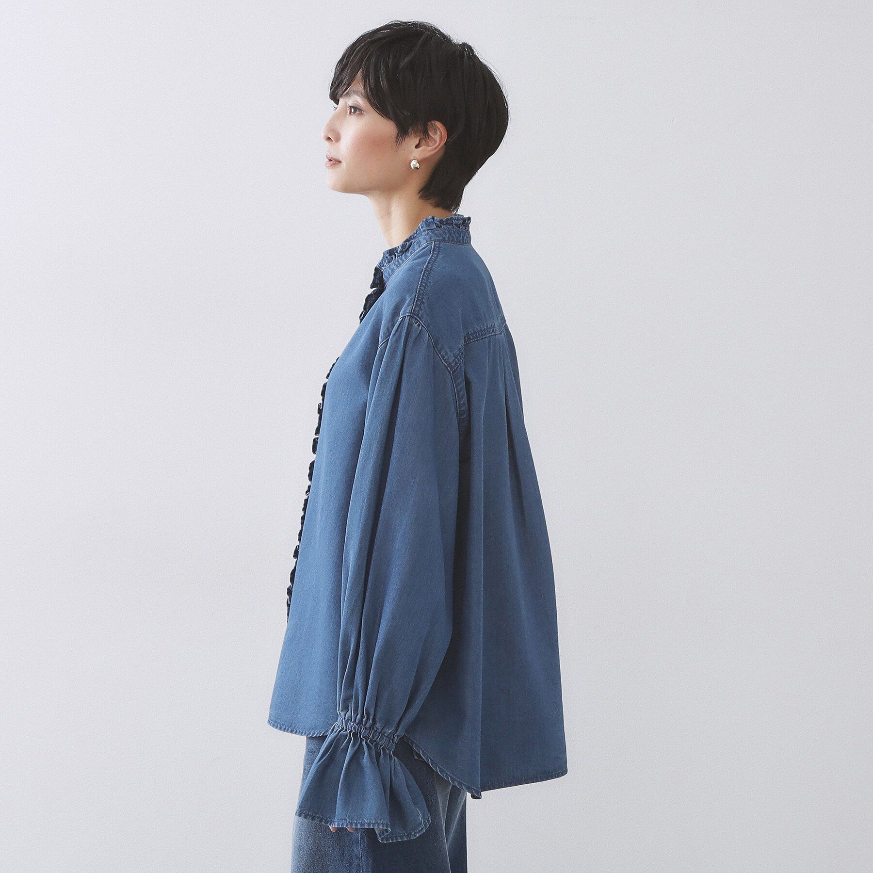 OPAQUE.CLIP「セルロース混デニムフリルブラウス【洗濯機OK】」|シャツ・ブラウス|