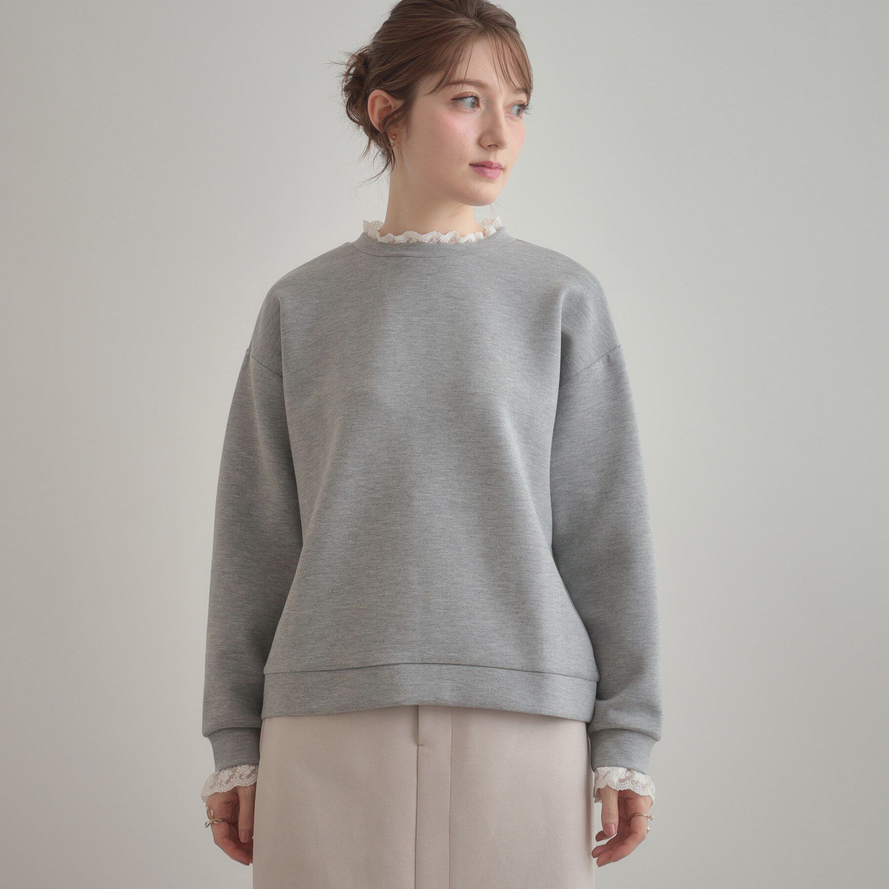 Couture broach「【大人可愛い・きれいめ】フリルデザインダンボールプルオーバー」|Tシャツ・カットソー|