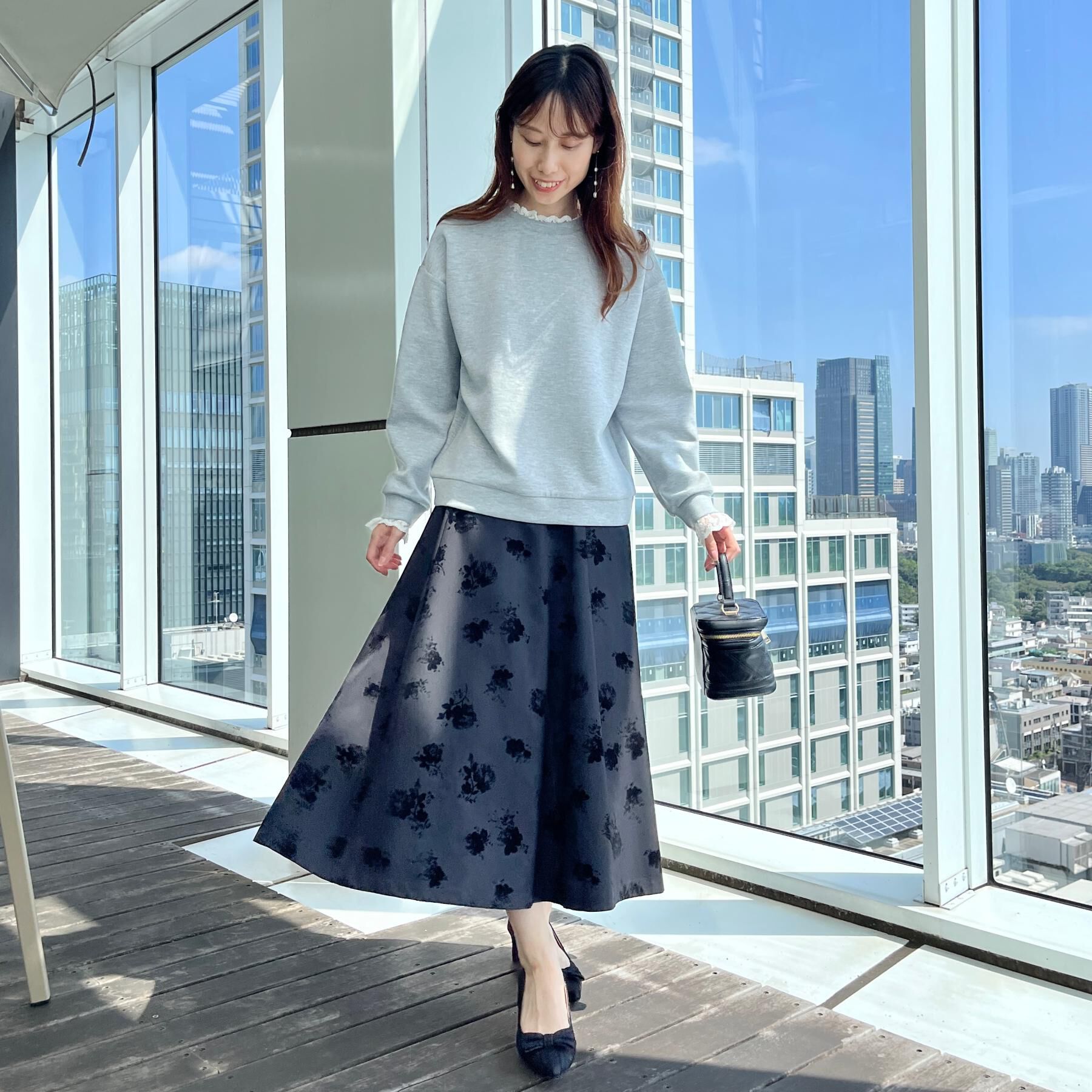 Couture broach「【大人可愛い・きれいめ】フリルデザインダンボールプルオーバー」|Tシャツ・カットソー|