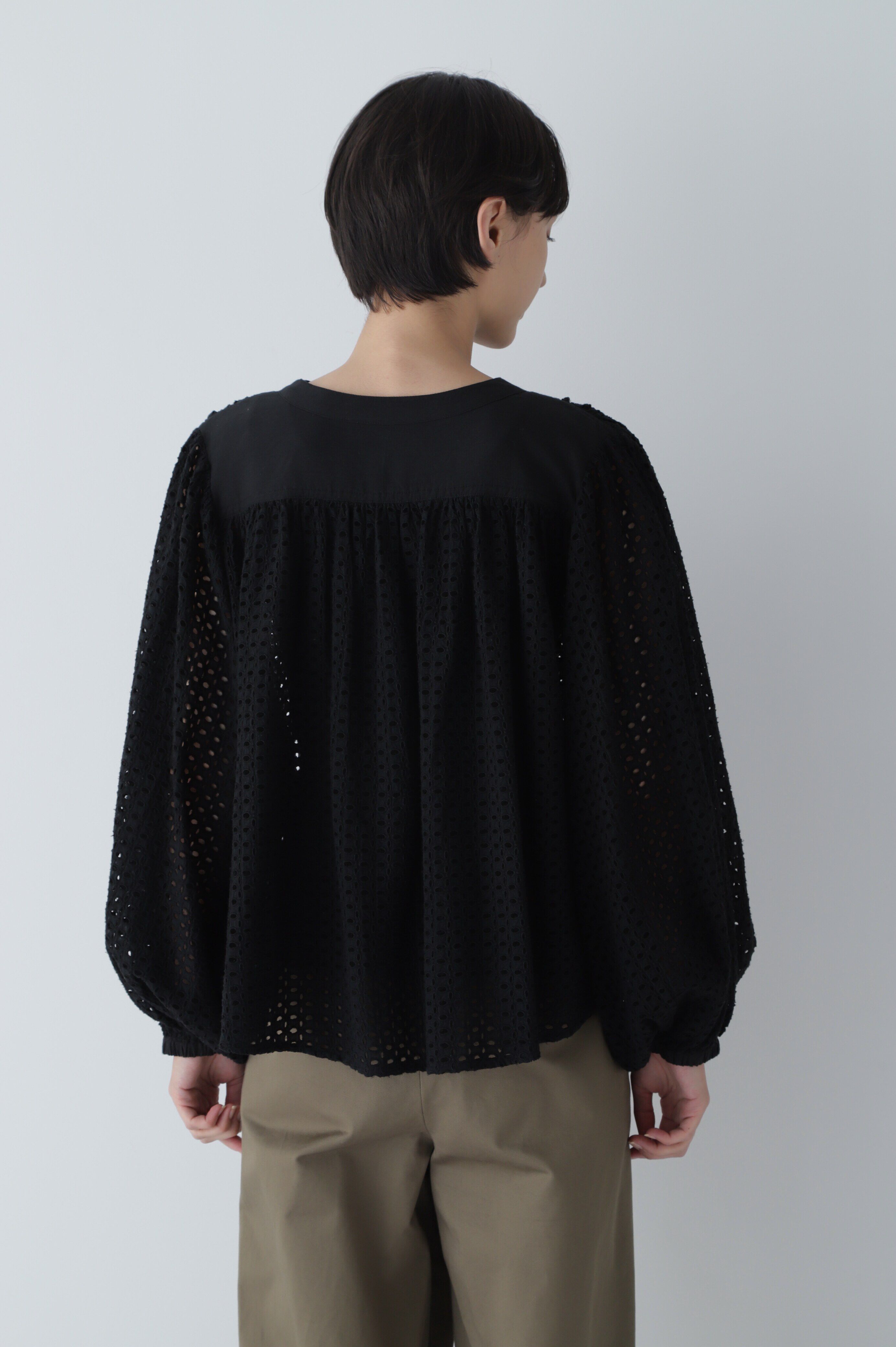  「◆ボリュームスリーブカットワークブラウス」|シャツ・ブラウス|
