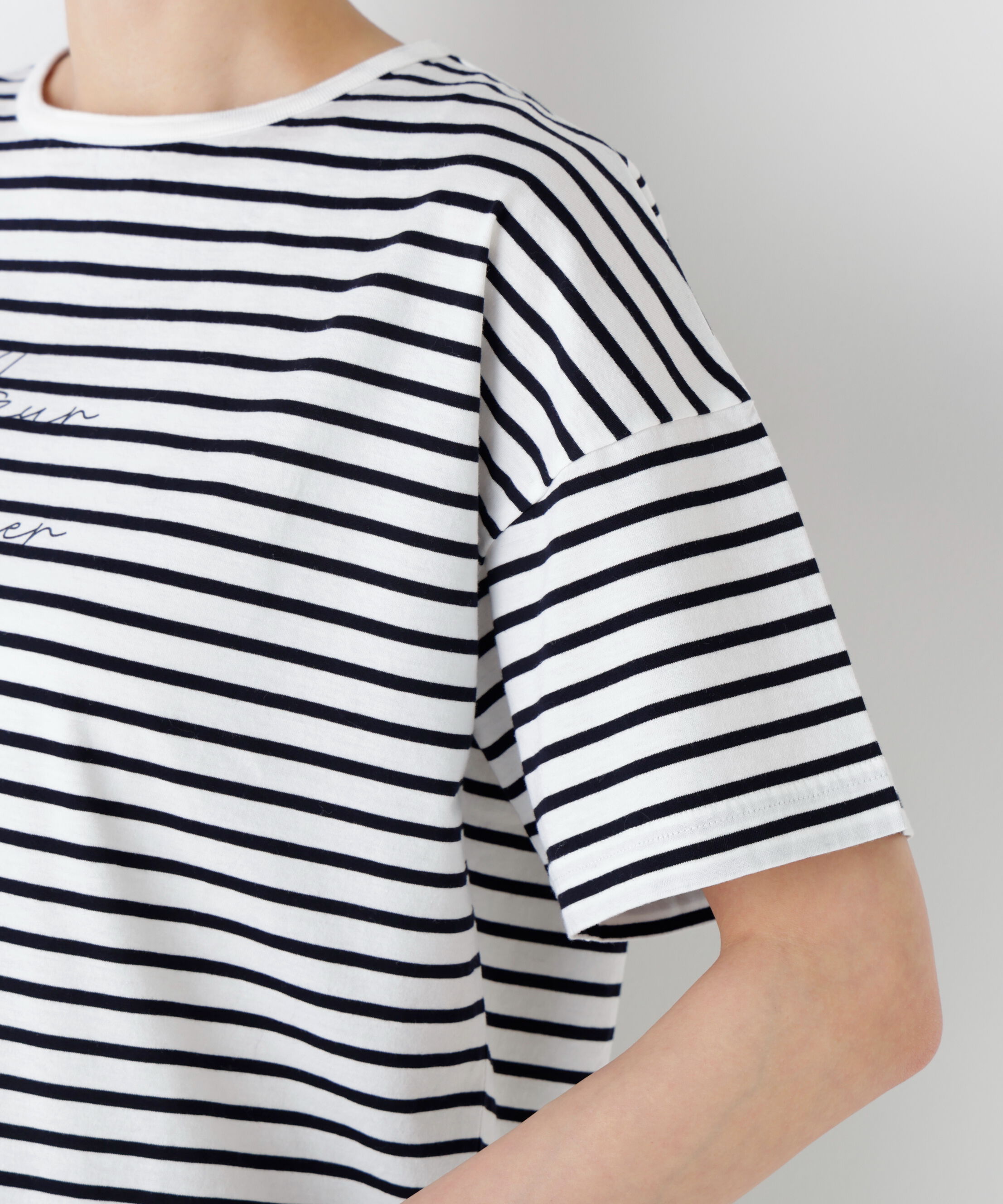  「ａｚｕｒｅｌａ　ｍｅｒ　ボーダーロゴＴシャツ」|Tシャツ・カットソー|