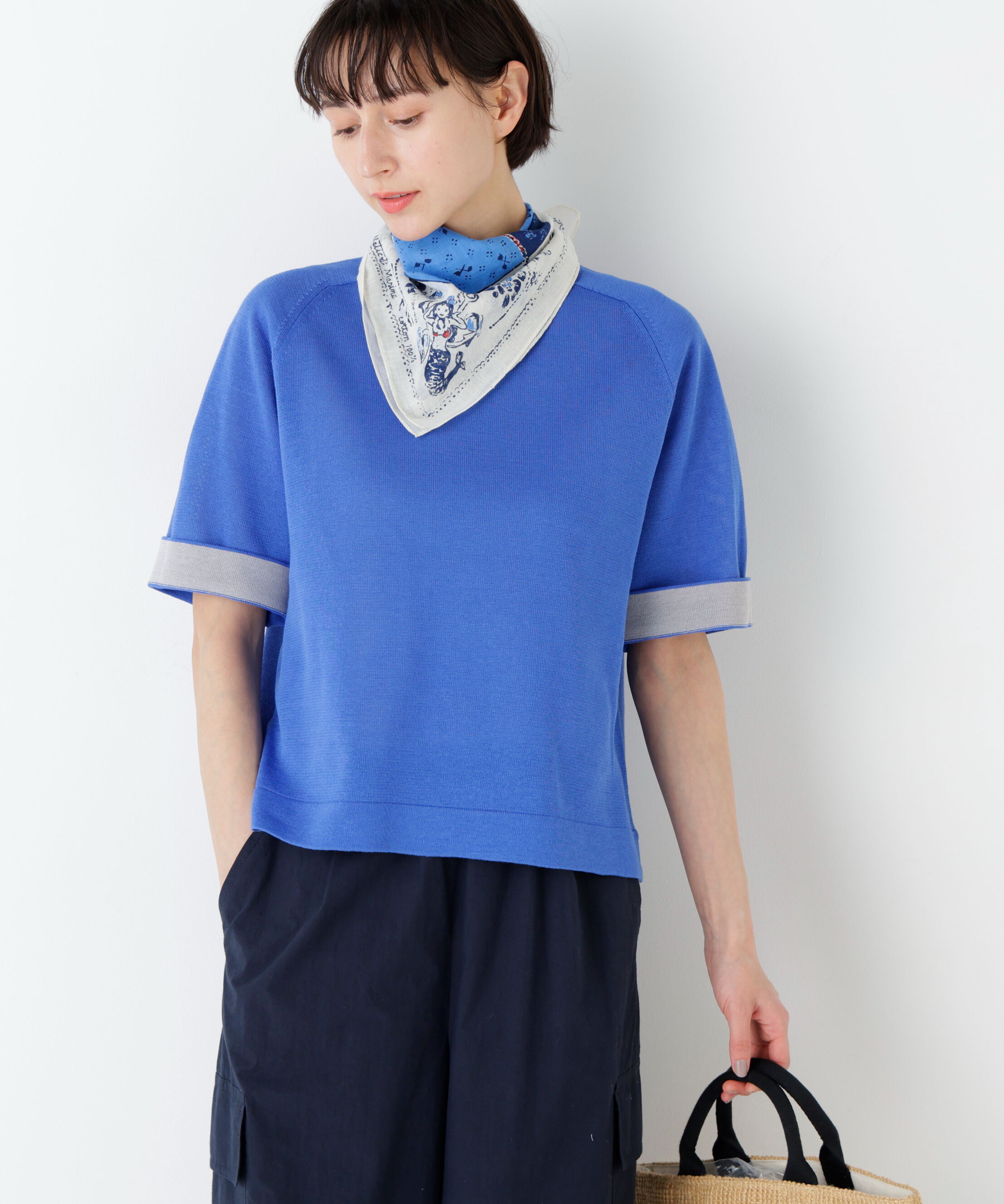  「ハイゲージギマ　クルーネックラグランプルオーバー」|ニット・セーター|ブルー