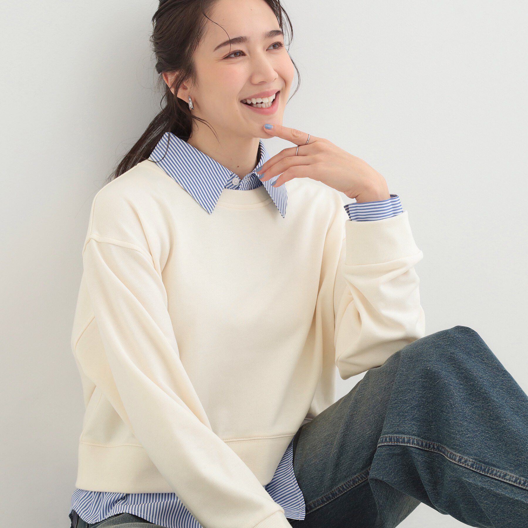 SHOO･LA･RUE「【洗濯機可】1枚でサマ見え シャツレイヤード風 スウェット」|パーカー|オフホワイト(003