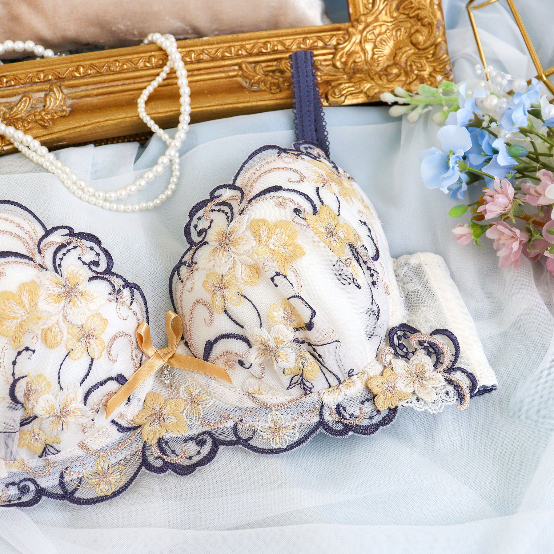 Risa Magli「アイシャ ブラジャー （G-I） ＜バストアップタイプ＞」|インナー|