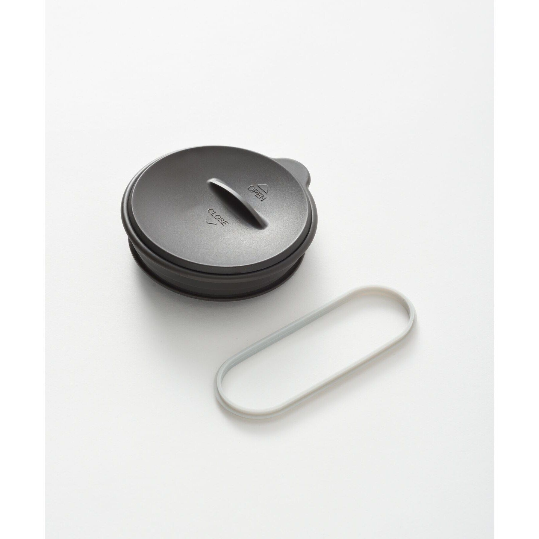 212 KITCHEN STORE「PEANUTS 蓋つきステンレスマグ Tall ECUR ＜BRUNO ブルーノ＞」|グラス・マグカップ|